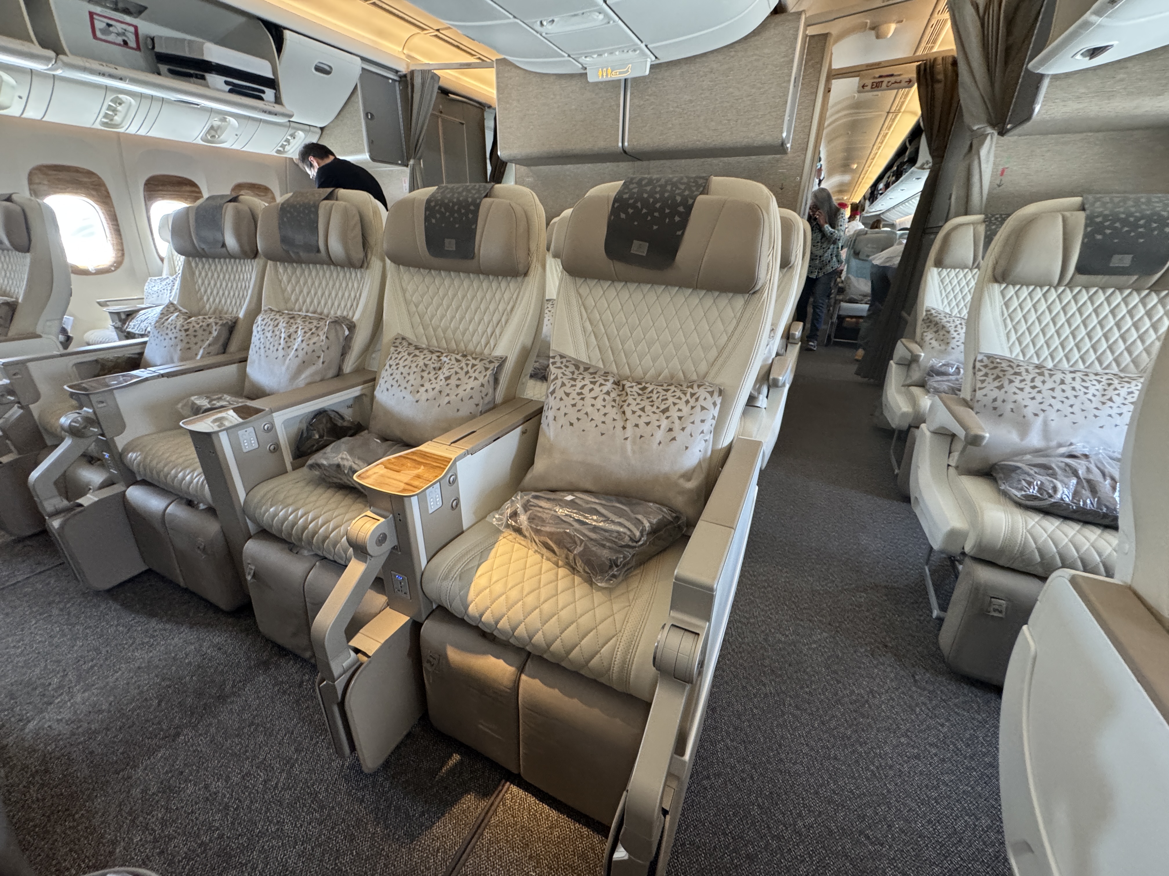 Emirates Premium Economy Seats Boeing 777 300 Emirates Premium Economy Seats Boeing 777 300
