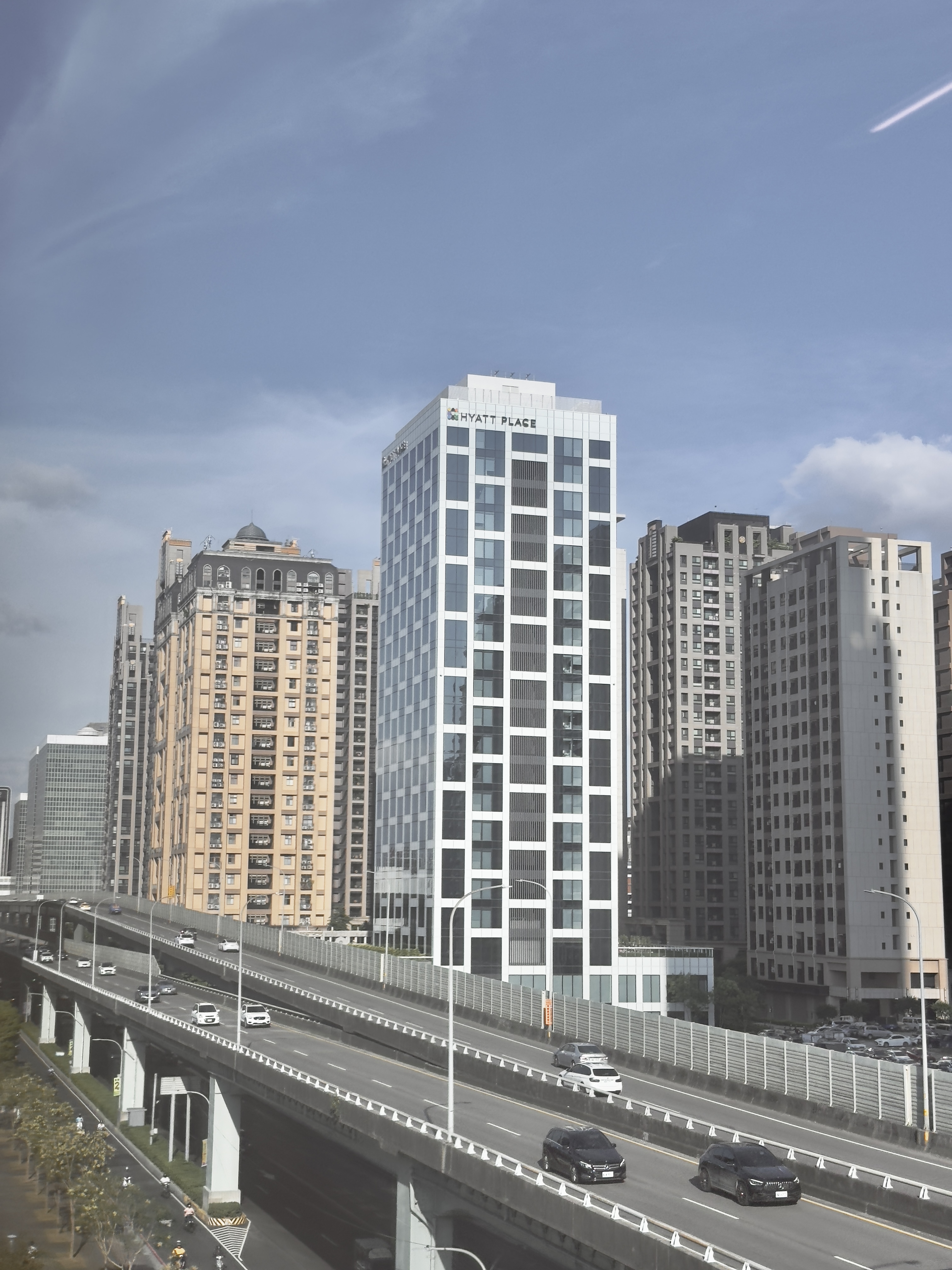 Hyatt Place New Taipei City Xinzhuang exterior