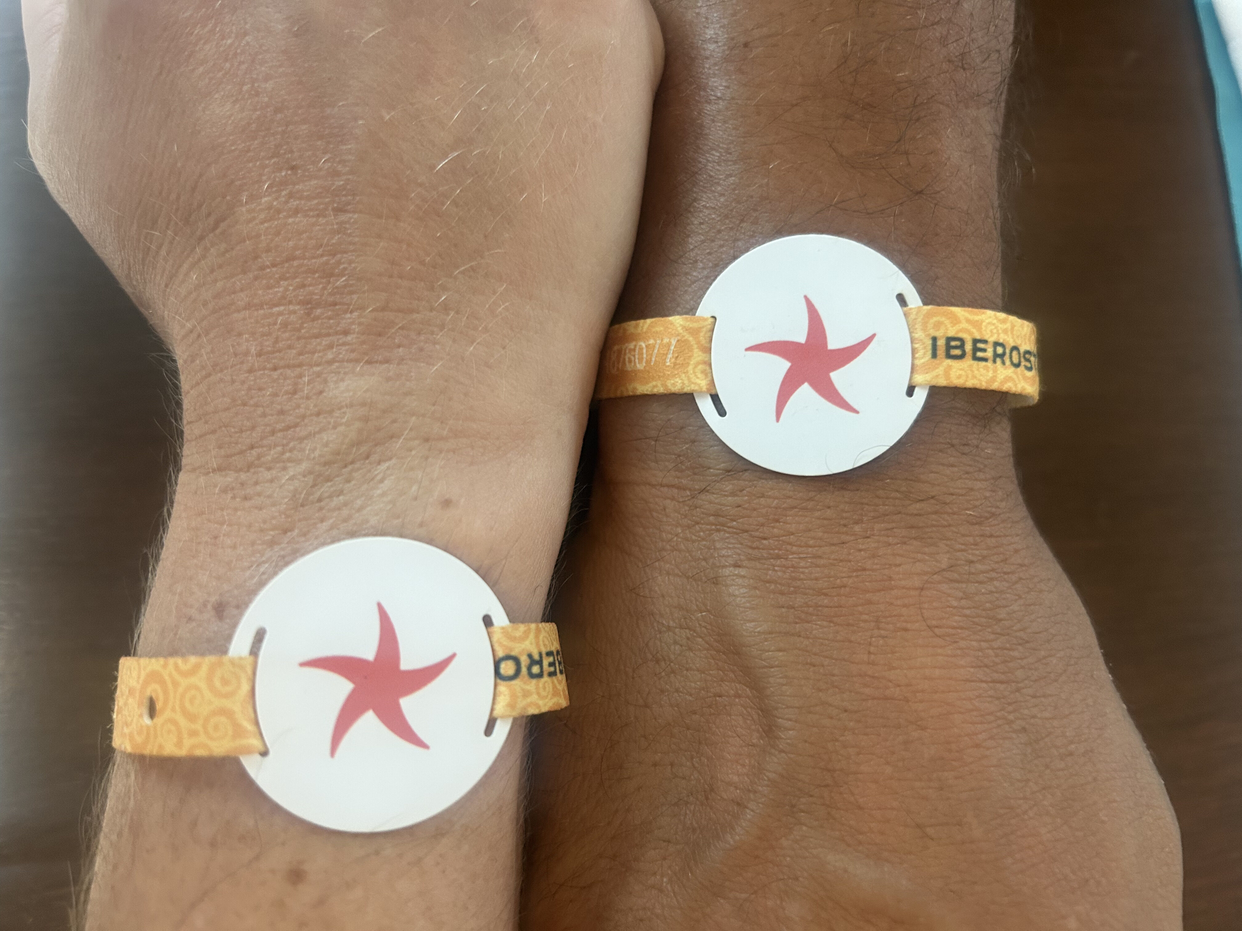 Iberostar Waves Quetzal bracelets