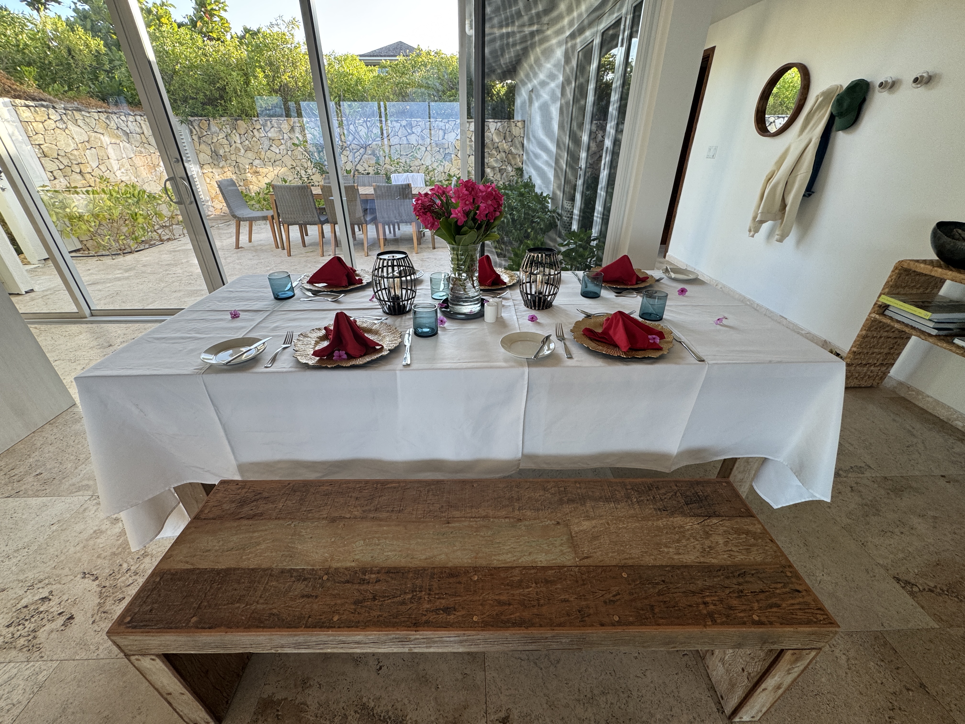 In Room dining table Sailrock South Caicos
