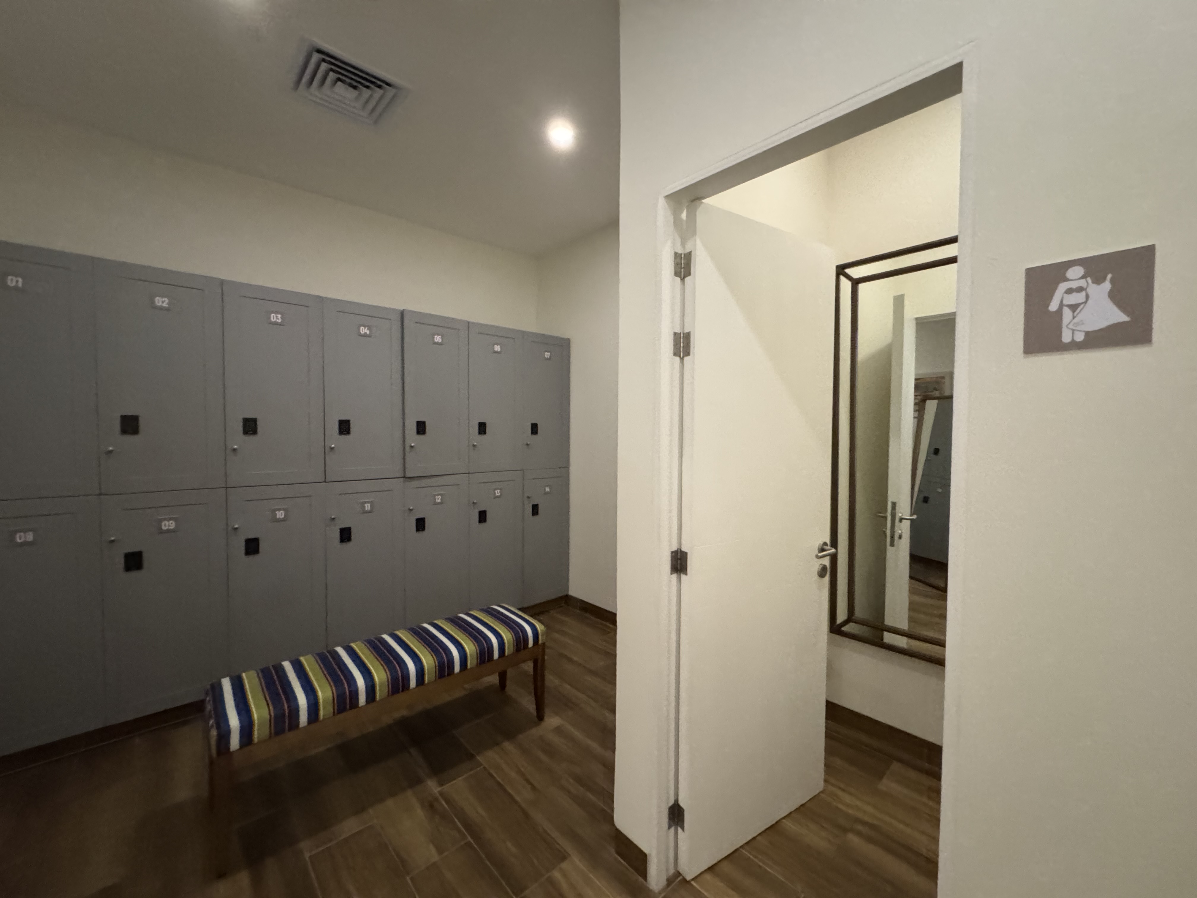 Margaritaville Island Reserve Riviera Maya Spa Lockeroom