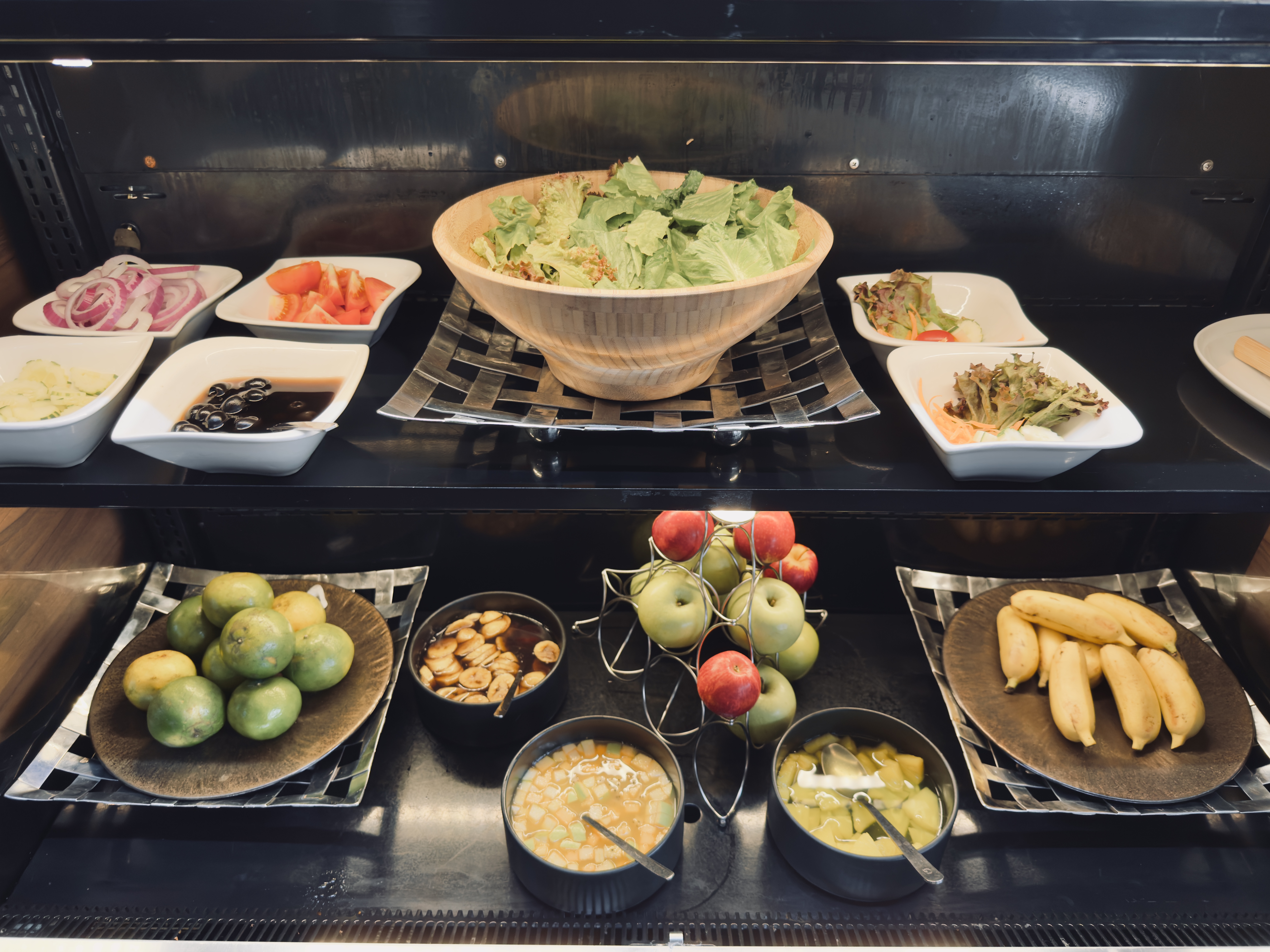Metropolis Suites Bangkok salad and fruits