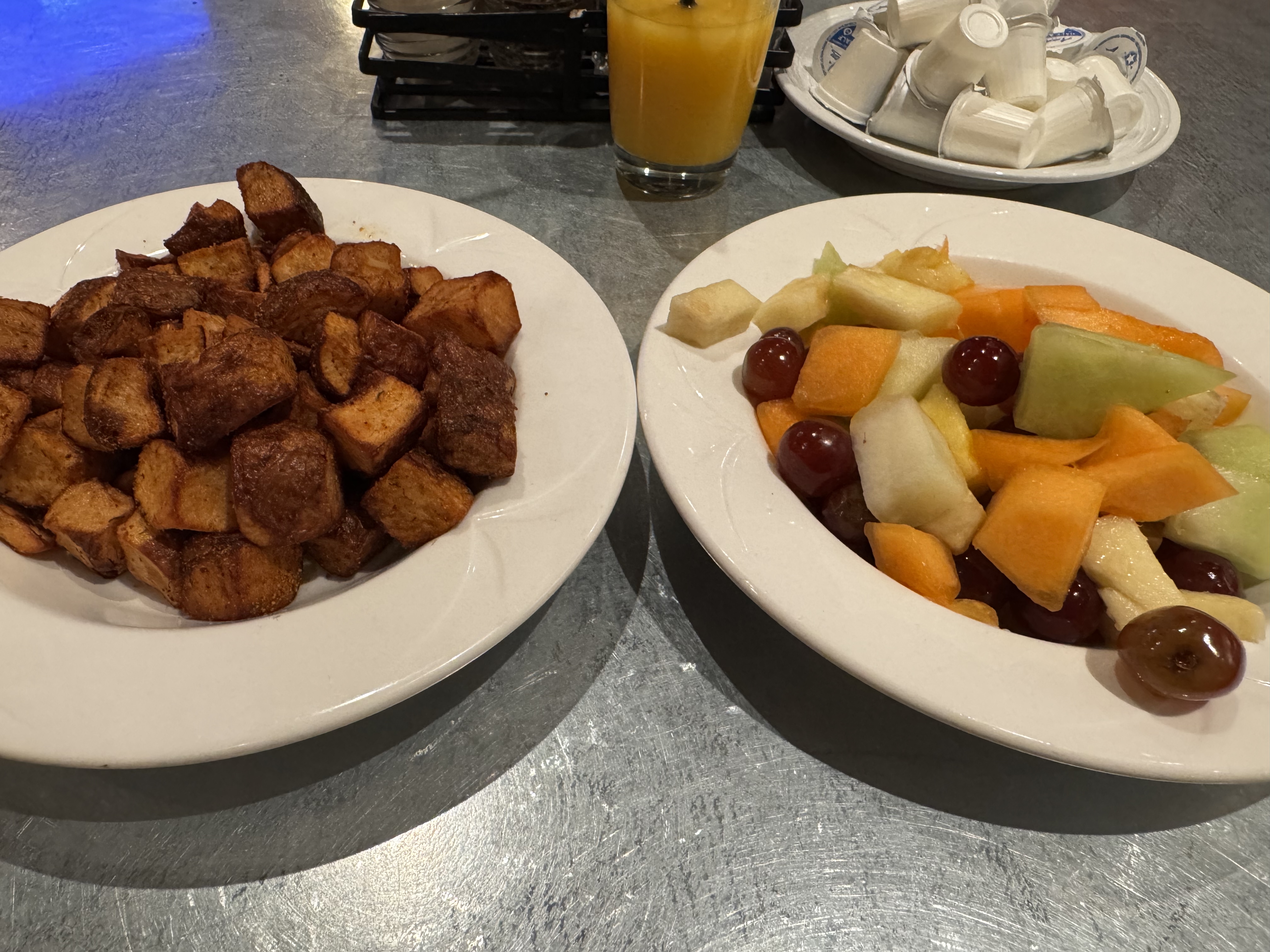 Rio Hotel Casino breakfast potatoes fruit