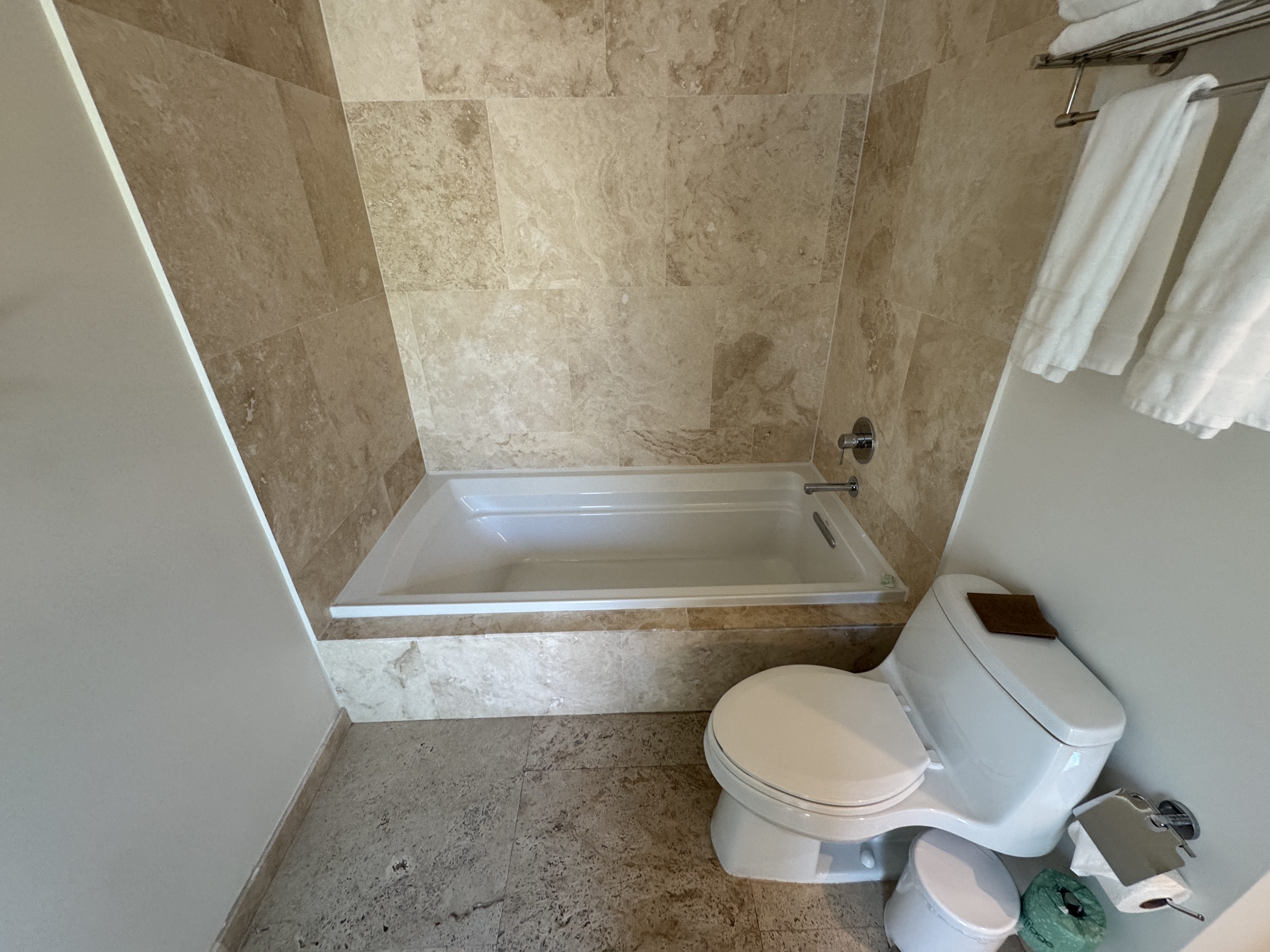 Sailrock South Caicos Master Bathtub