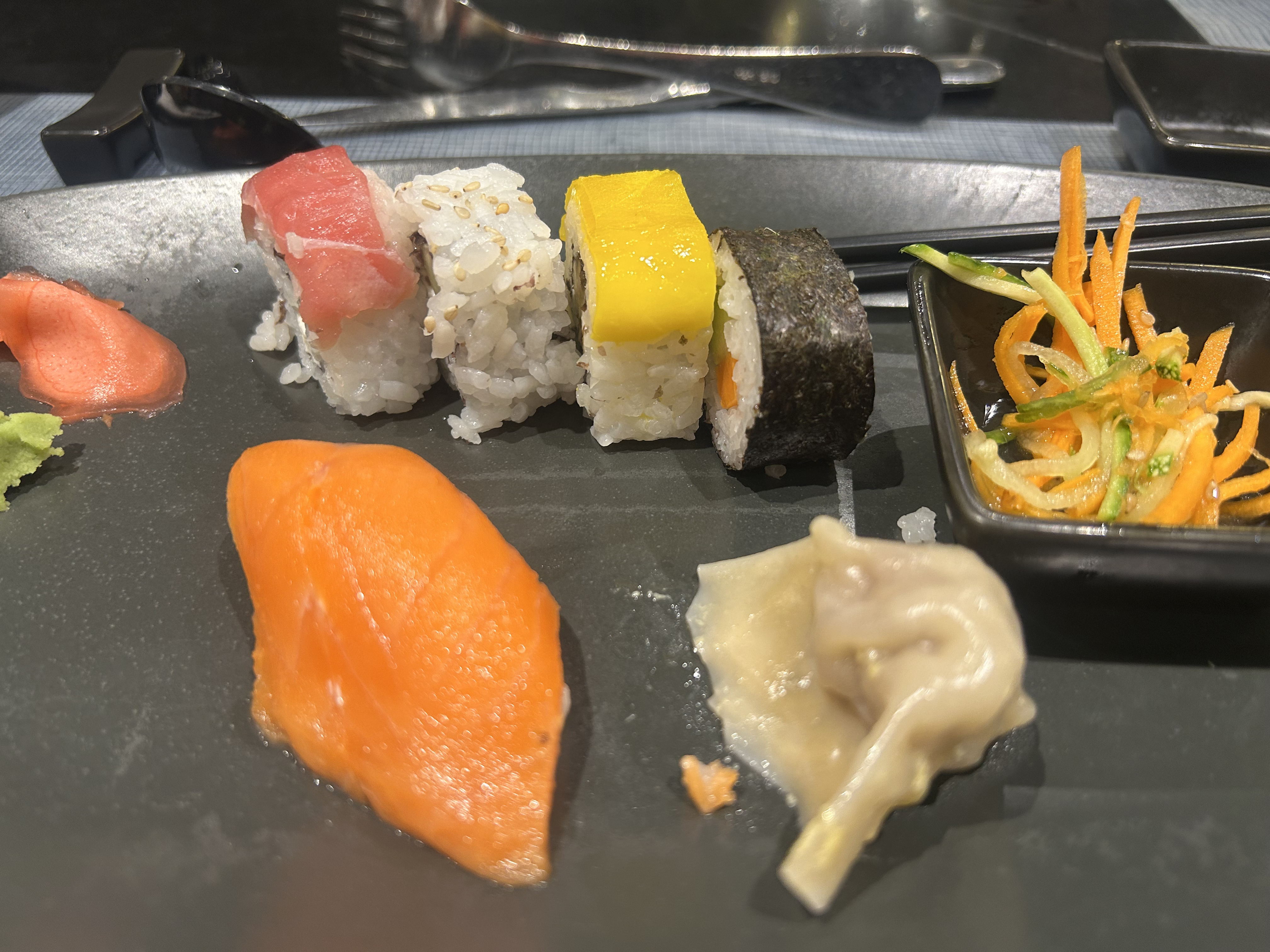 Sushi at Bonsai Iberostar Waves Quetzal