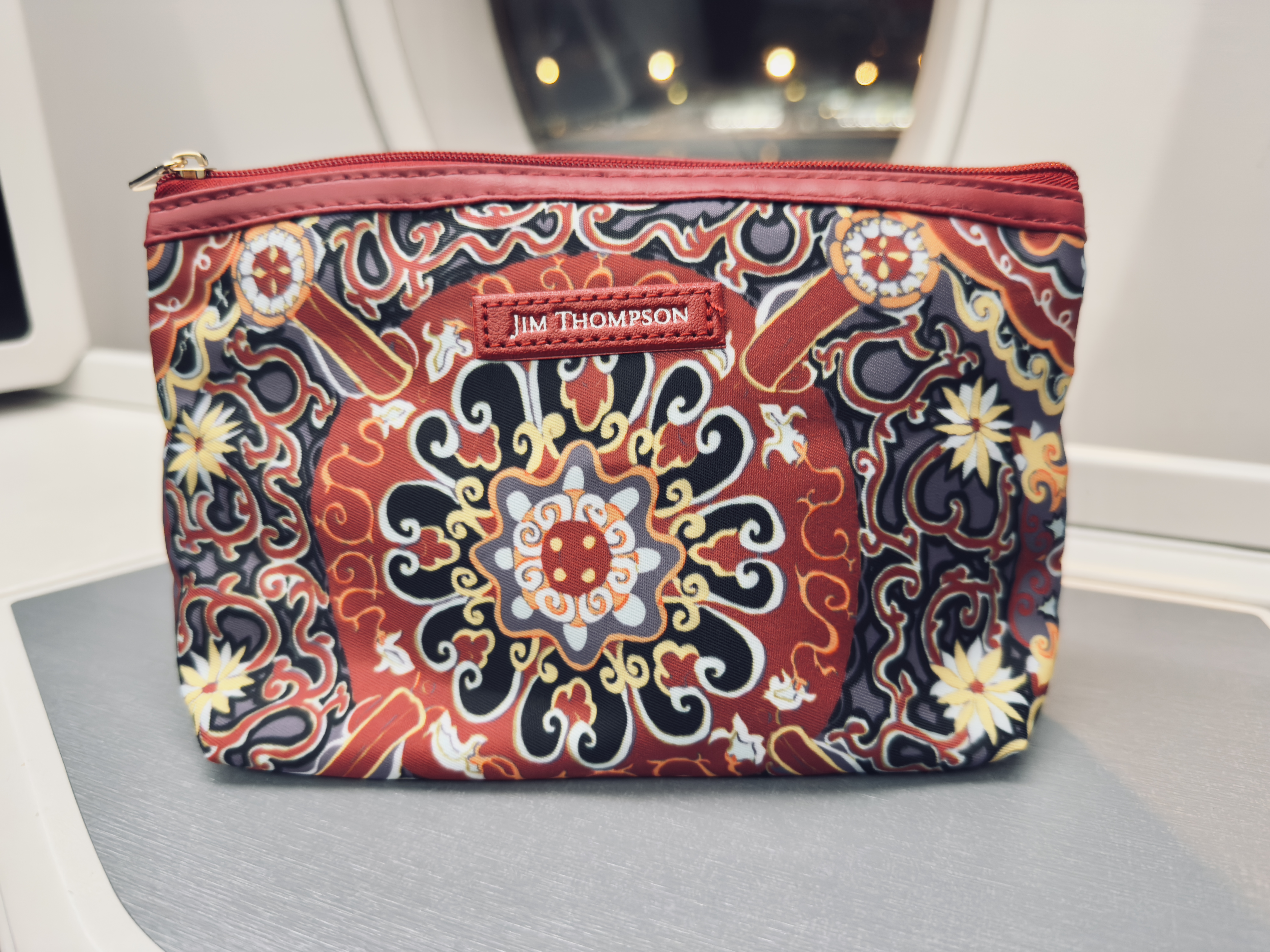 Thai Airways Royal Silk a350 900 business class amenity kit exterior Thai Airways Royal Silk a350 900 business class amenity kit exterior