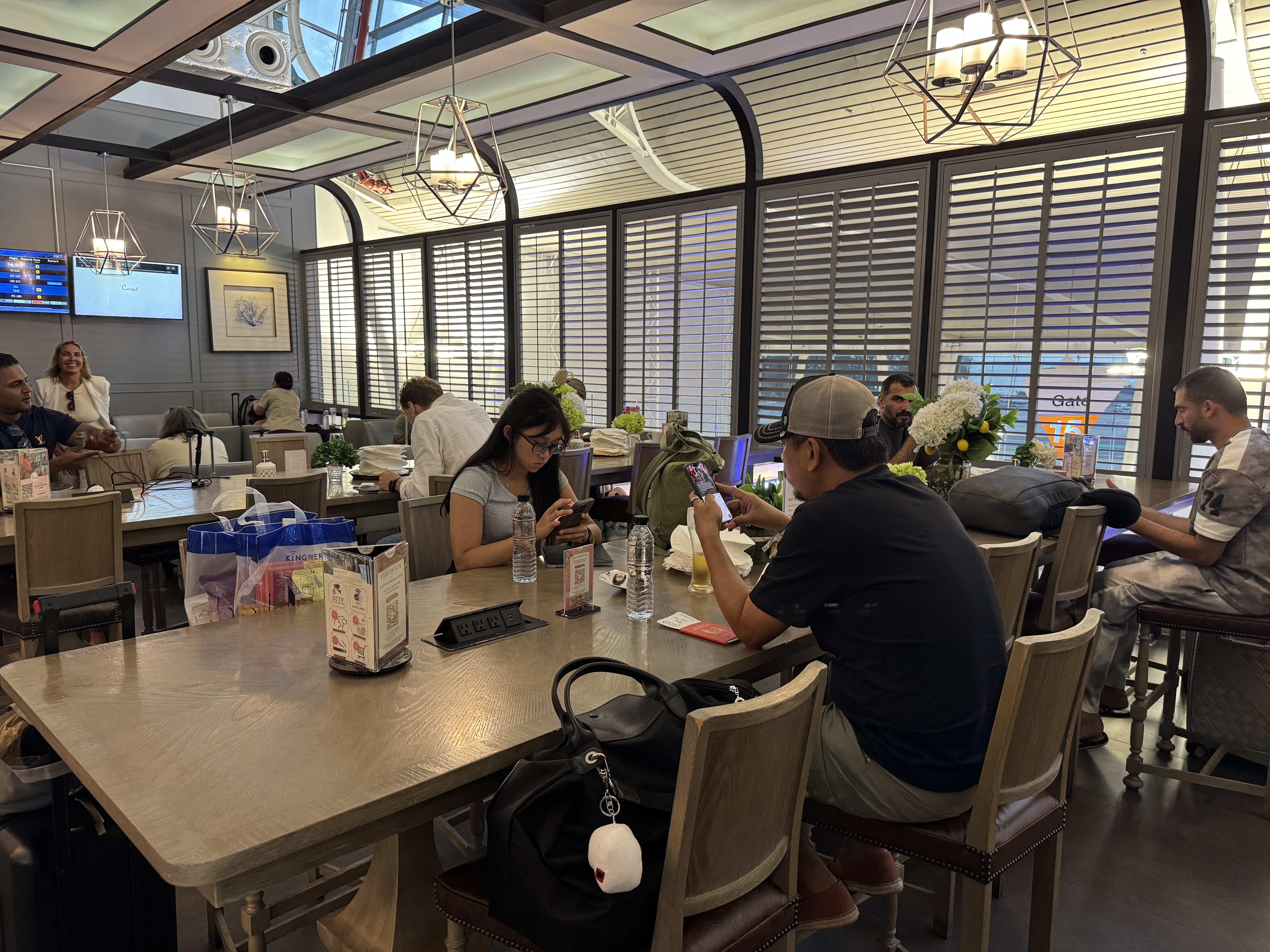 Coral Executive Lounge HKT high tops