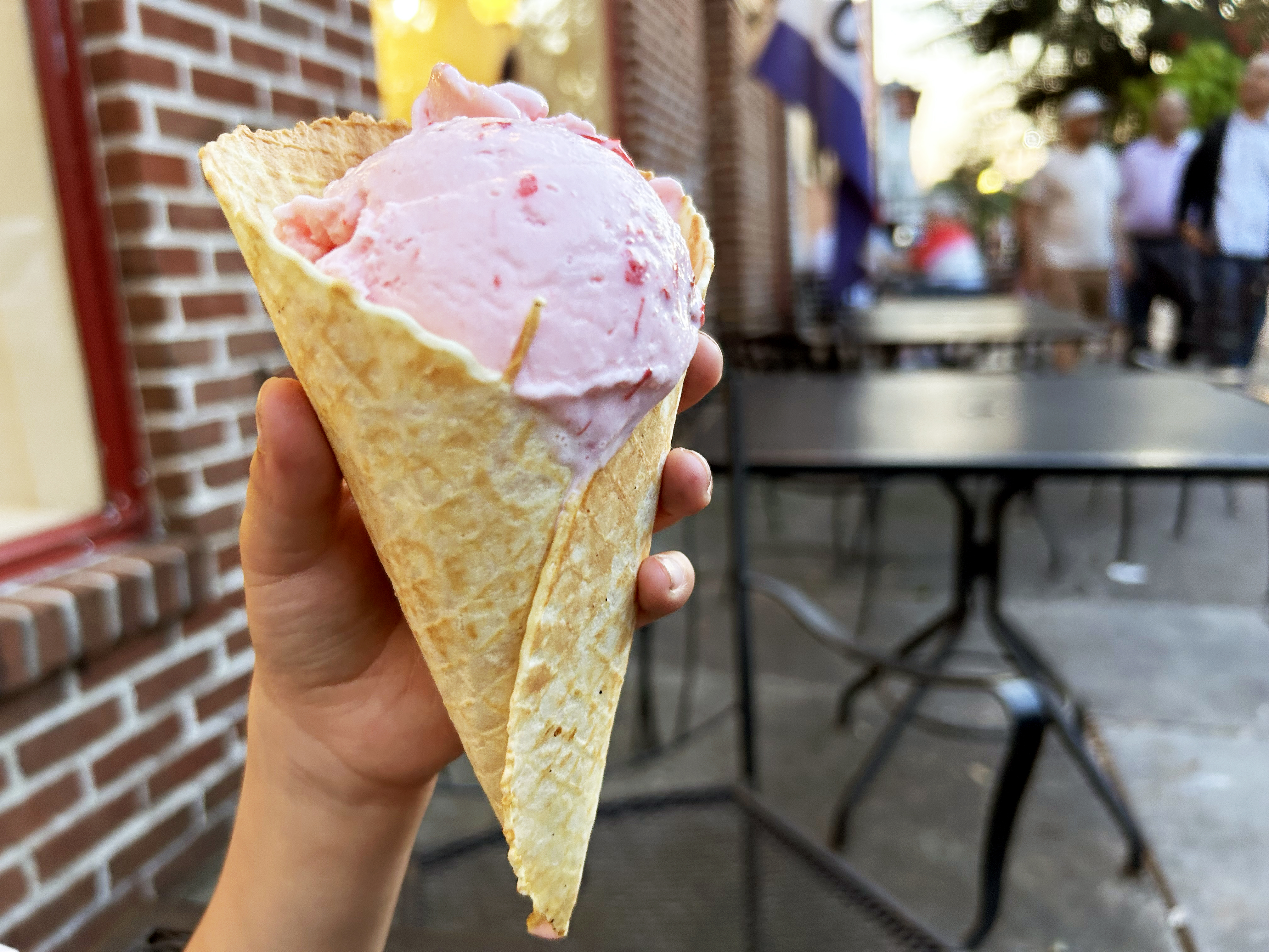 Gettysburg Lulus Finest cherry ice cream