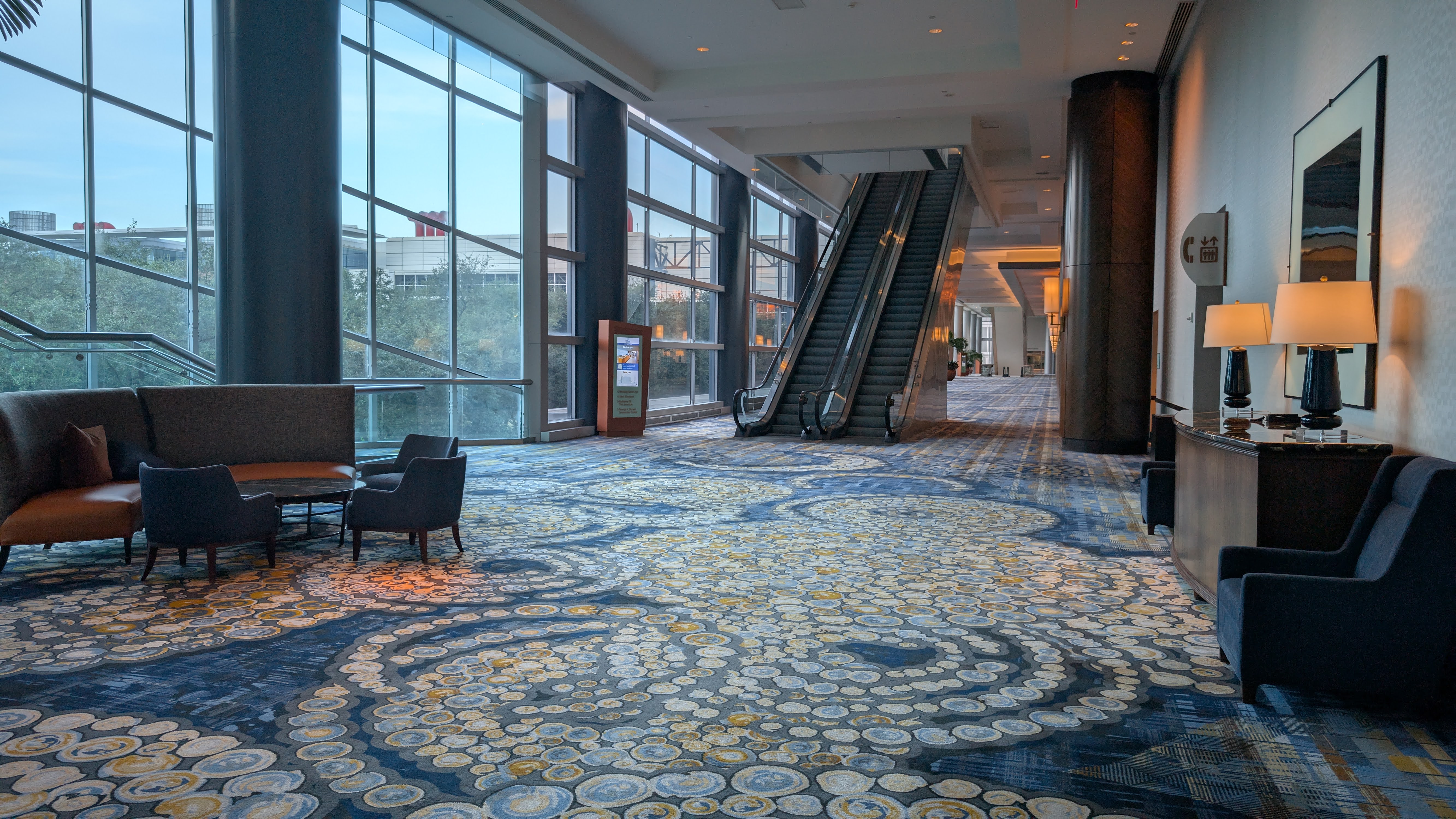 Hilton Americas Houston meeting rooms and convention center access