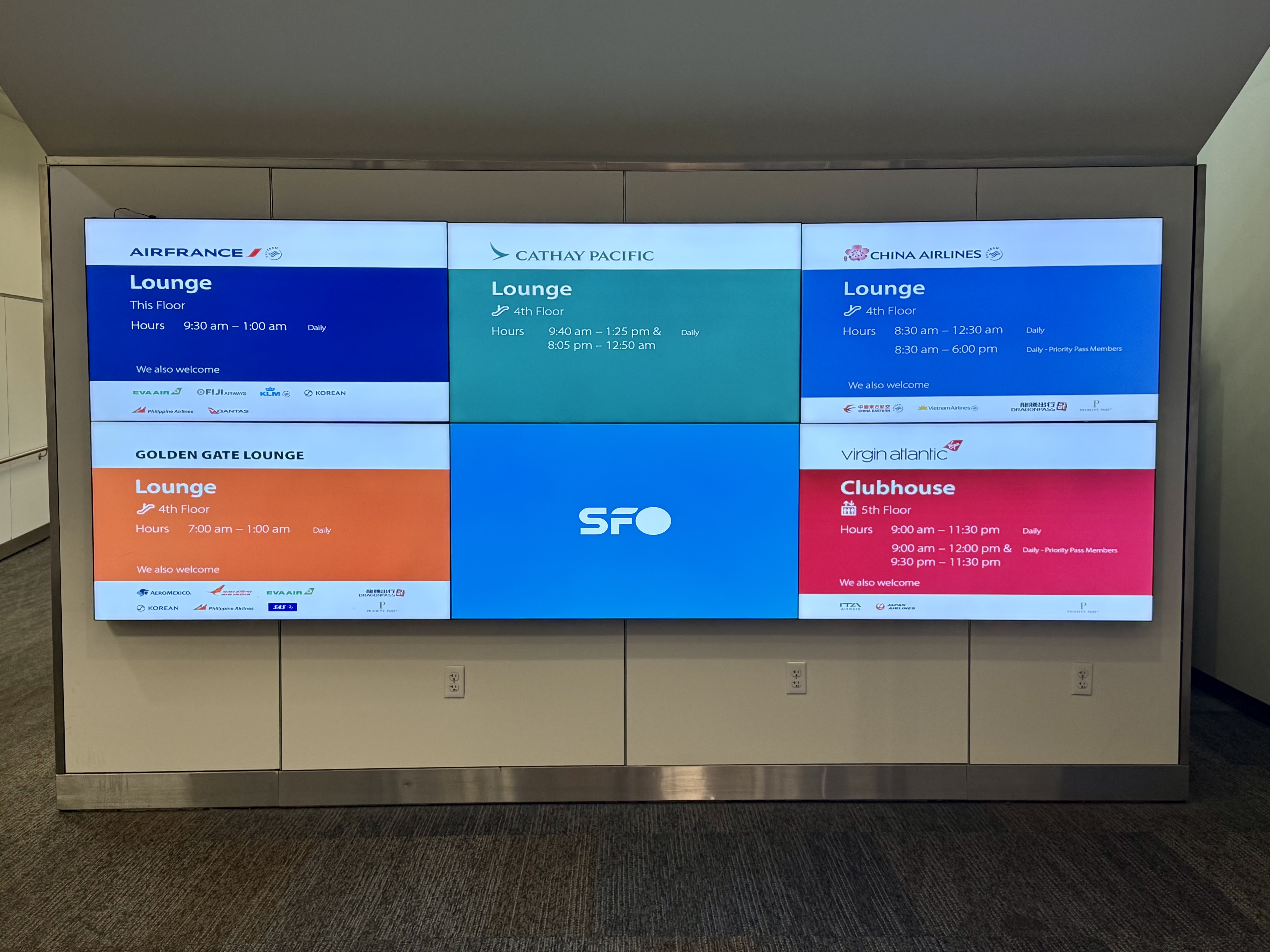Lounge display board at SFO