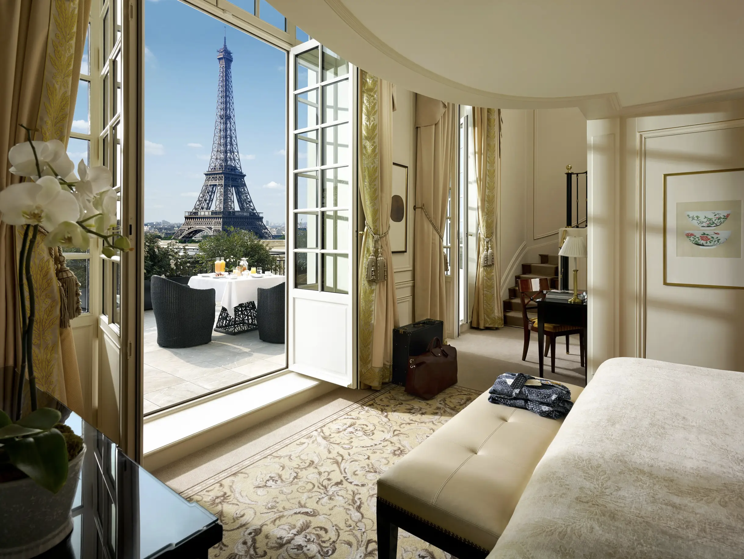 Shangri La Hotel, Paris Shangri La Hotel, Paris