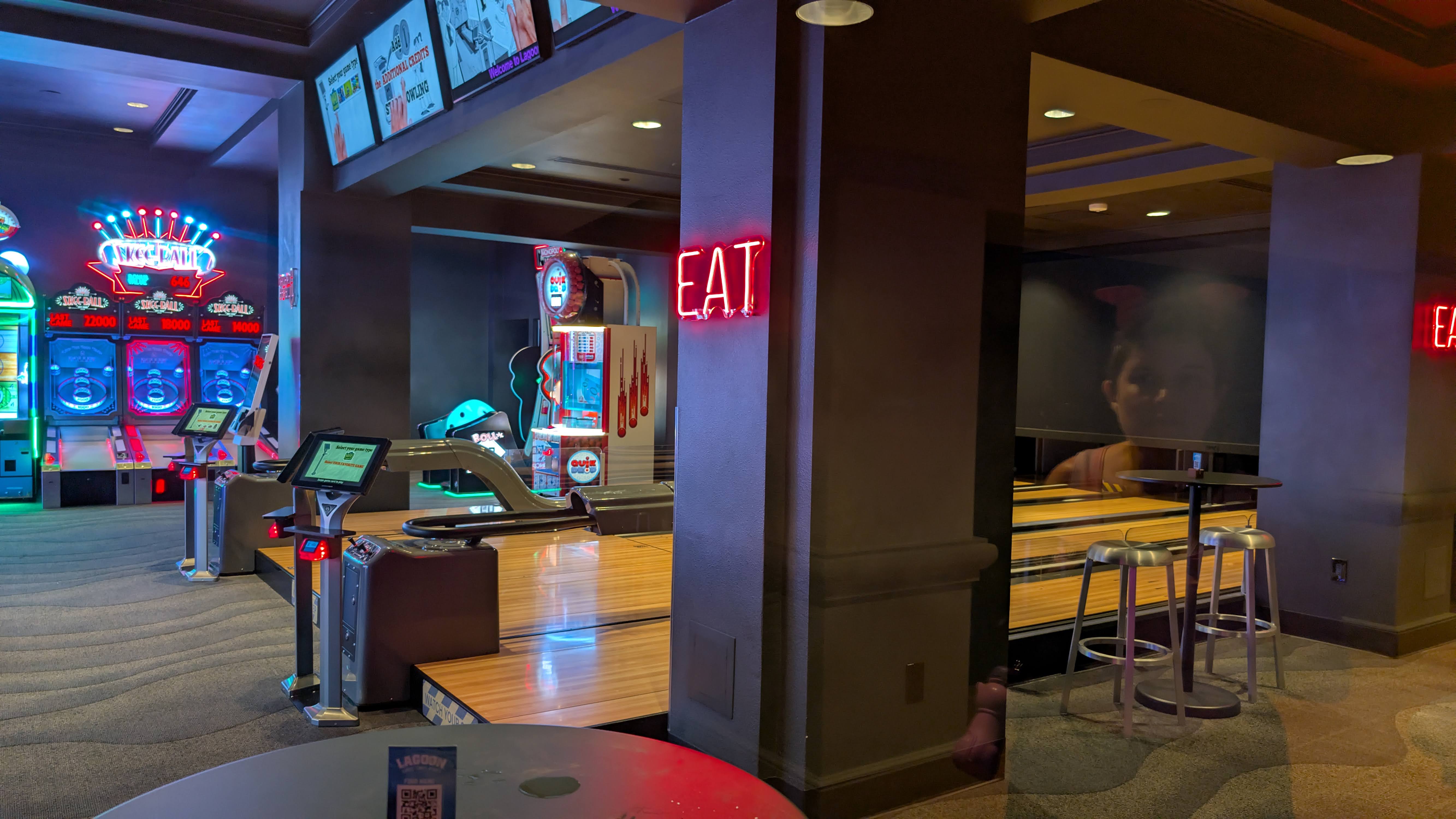 Walt Disney World Dolphin amenities arcade bowling Walt Disney World Dolphin amenities arcade bowling
