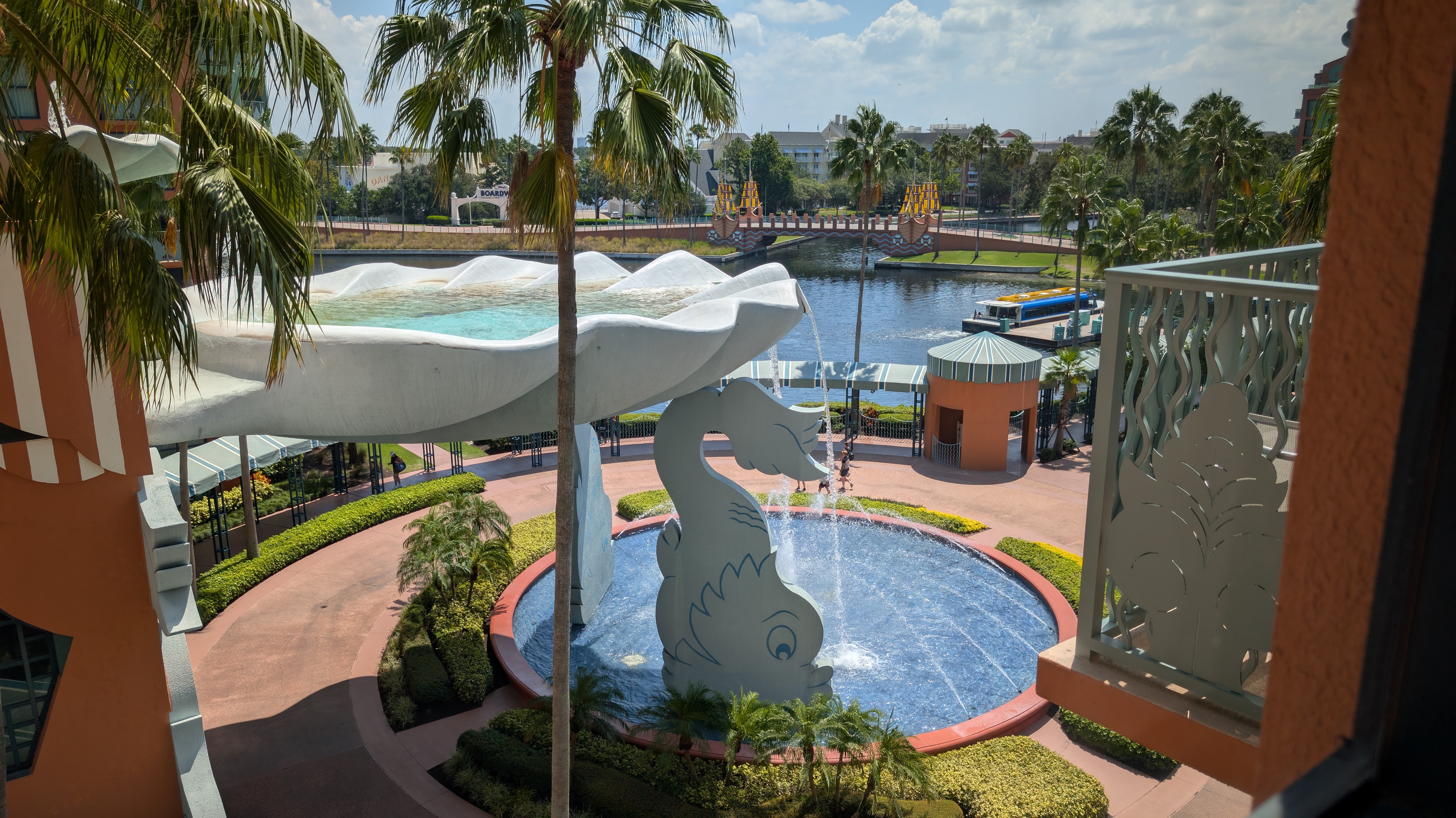 Walt Disney World Dolphin room resort view fountain Walt Disney World Dolphin room resort view fountain