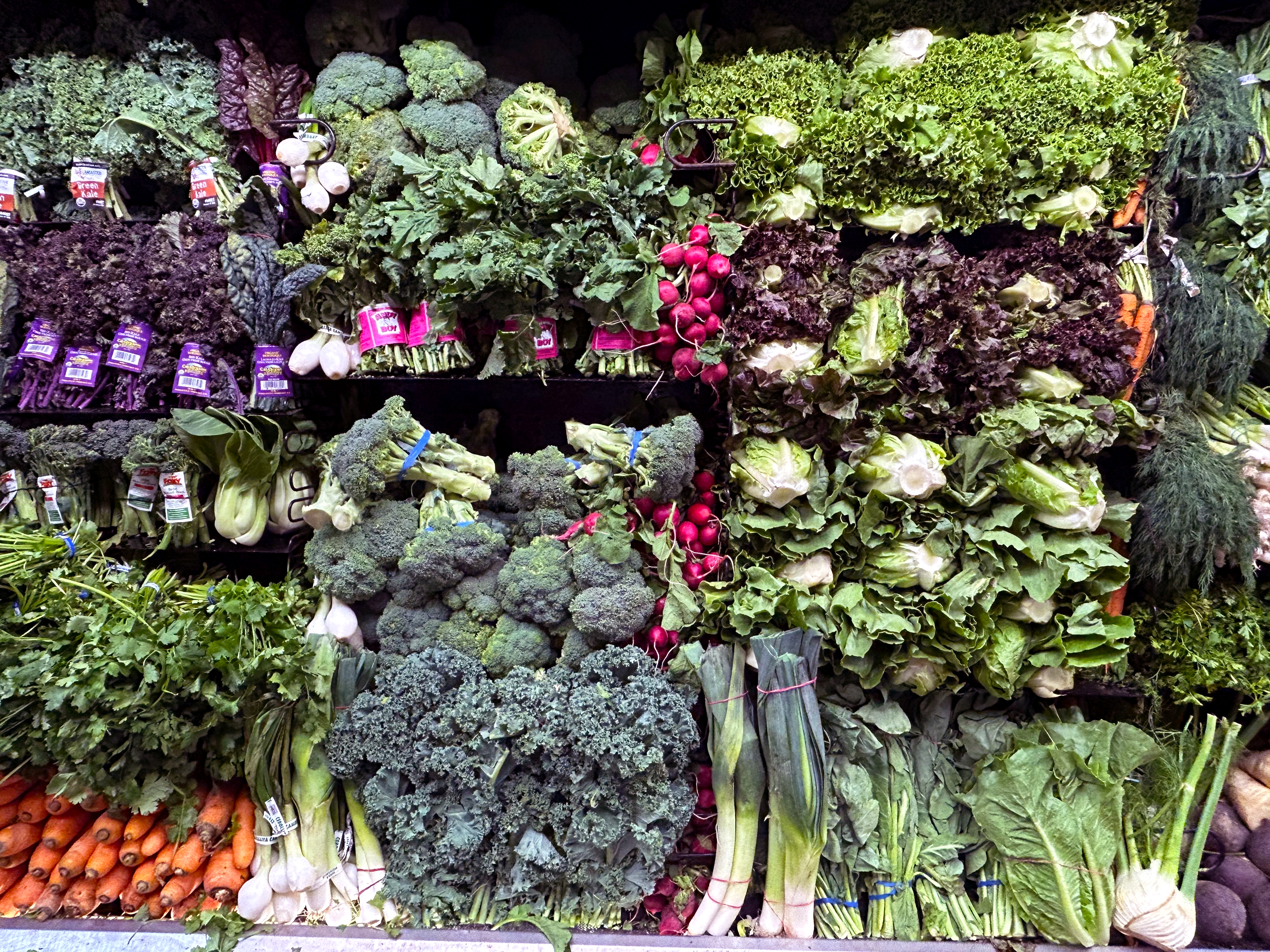 groceries supermarket greens beets groceries supermarket greens beets