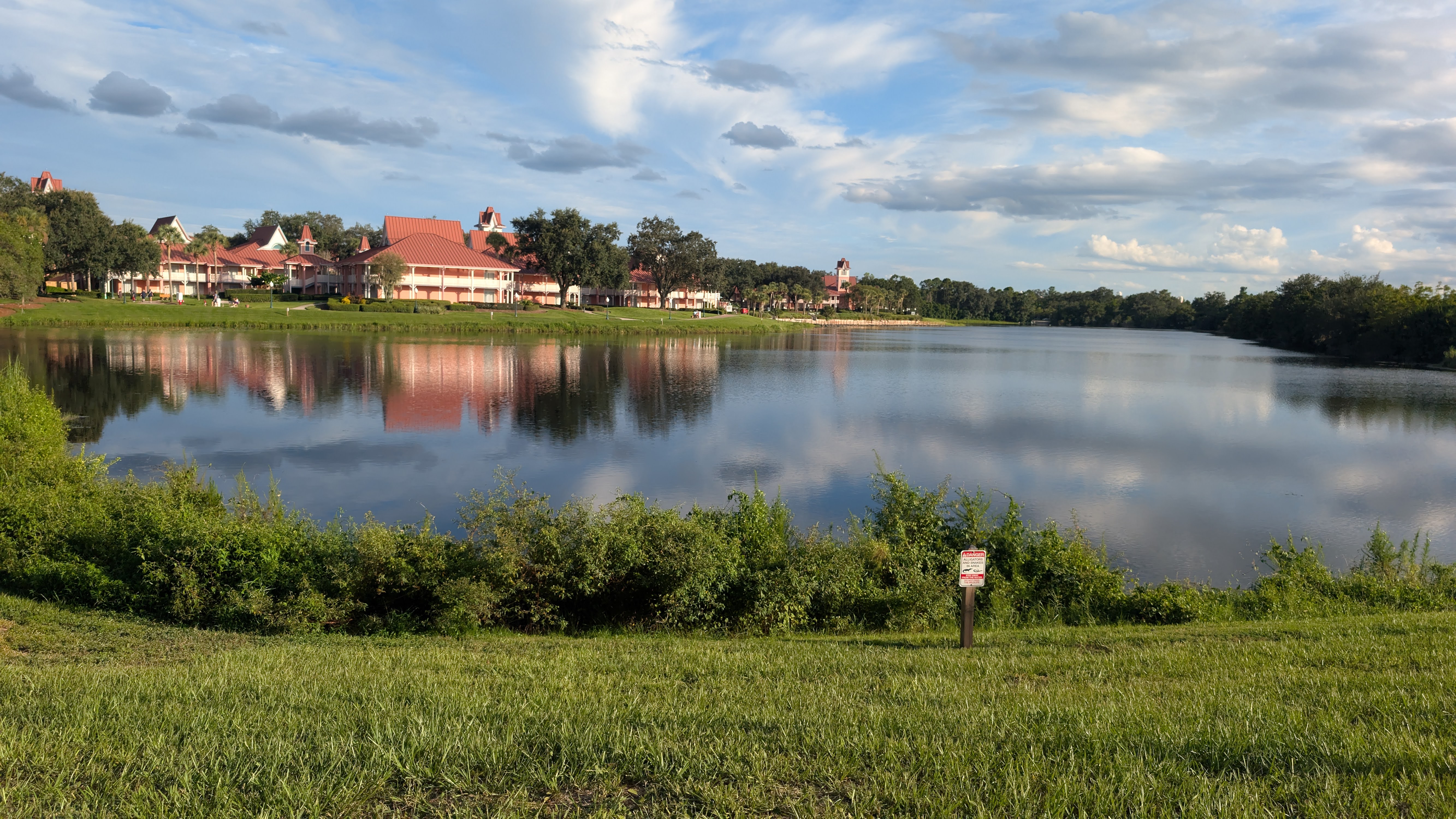 Disney’s Caribbean Beach Resort buildings Disney's Caribbean Beach Resort buildings