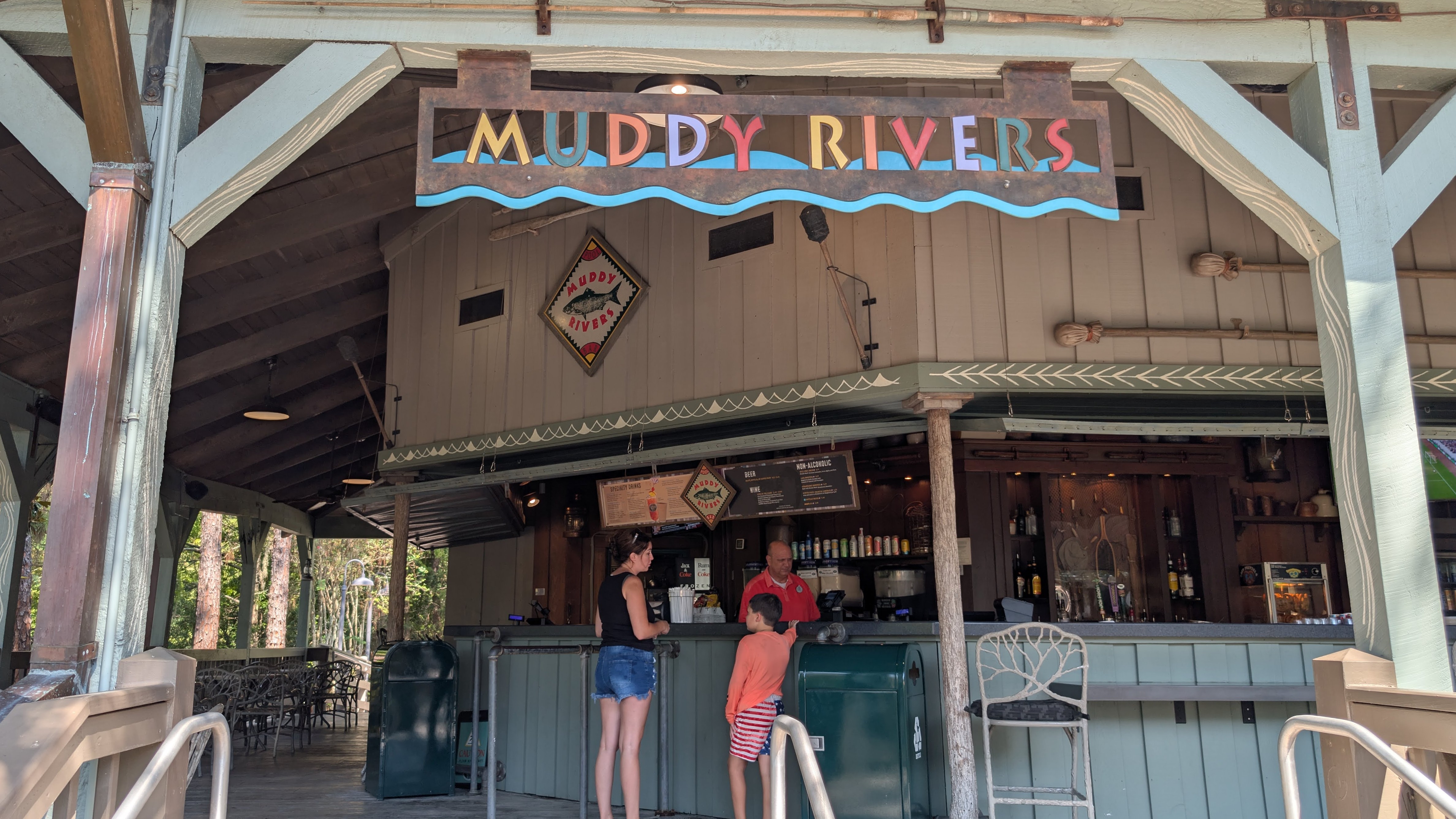 Disney’s Port Orleans Resort Riverside dining Muddy Rivers pool bar Disney's Port Orleans Resort Riverside dining Muddy Rivers pool bar