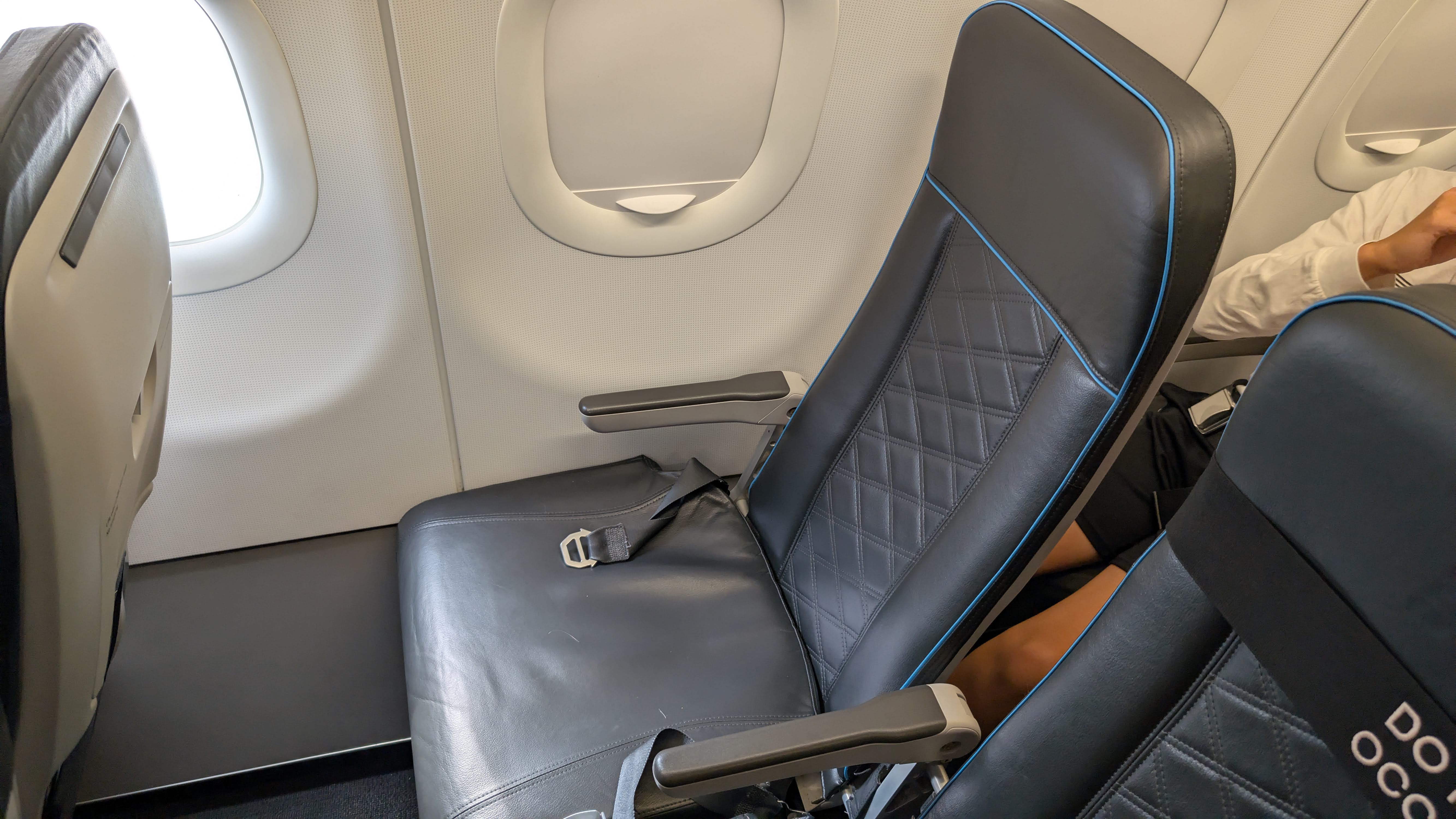 Frontier Airlines A321neo UpFront Plus seat above
