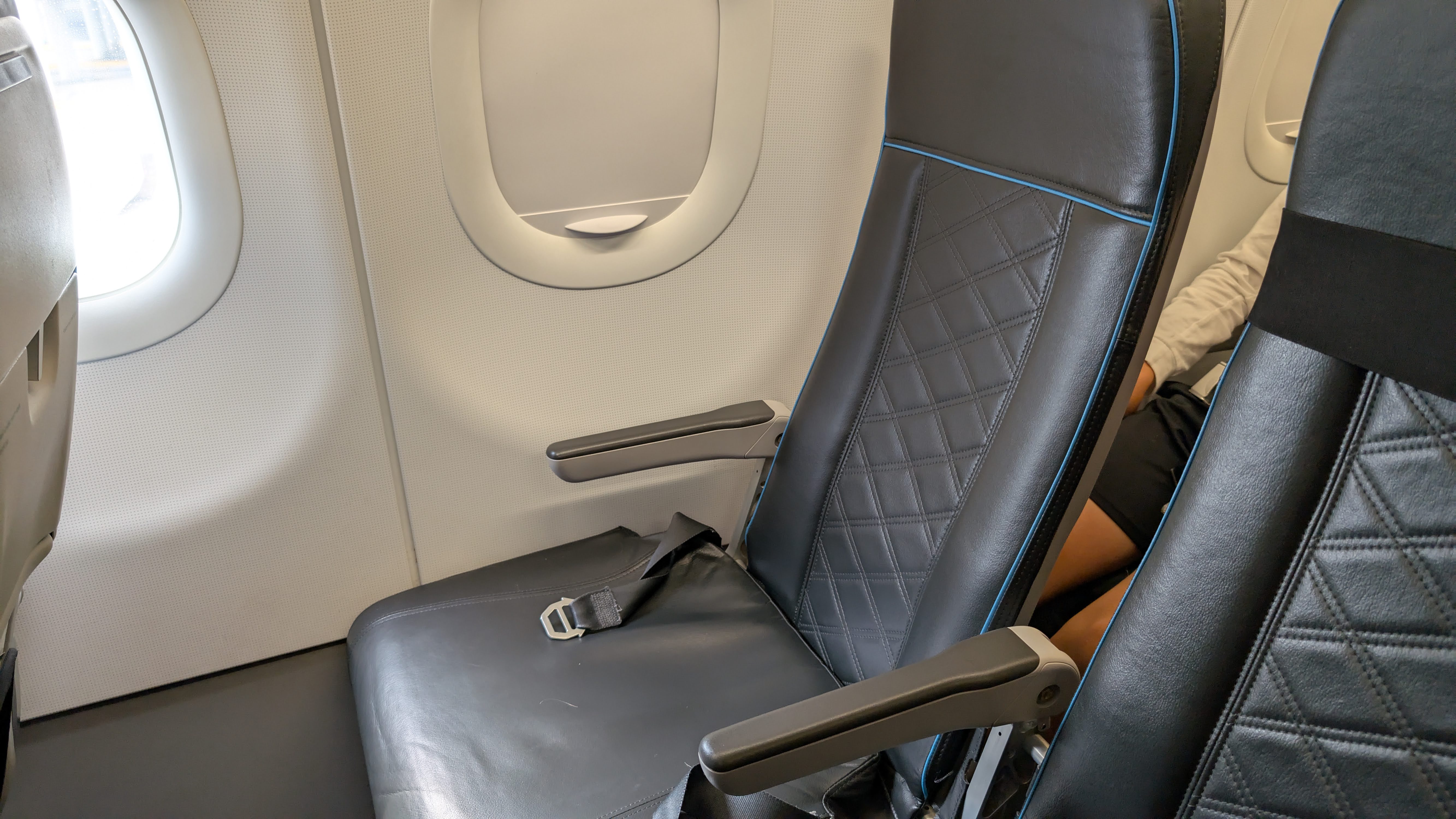Frontier Airlines A321neo UpFront Plus seat