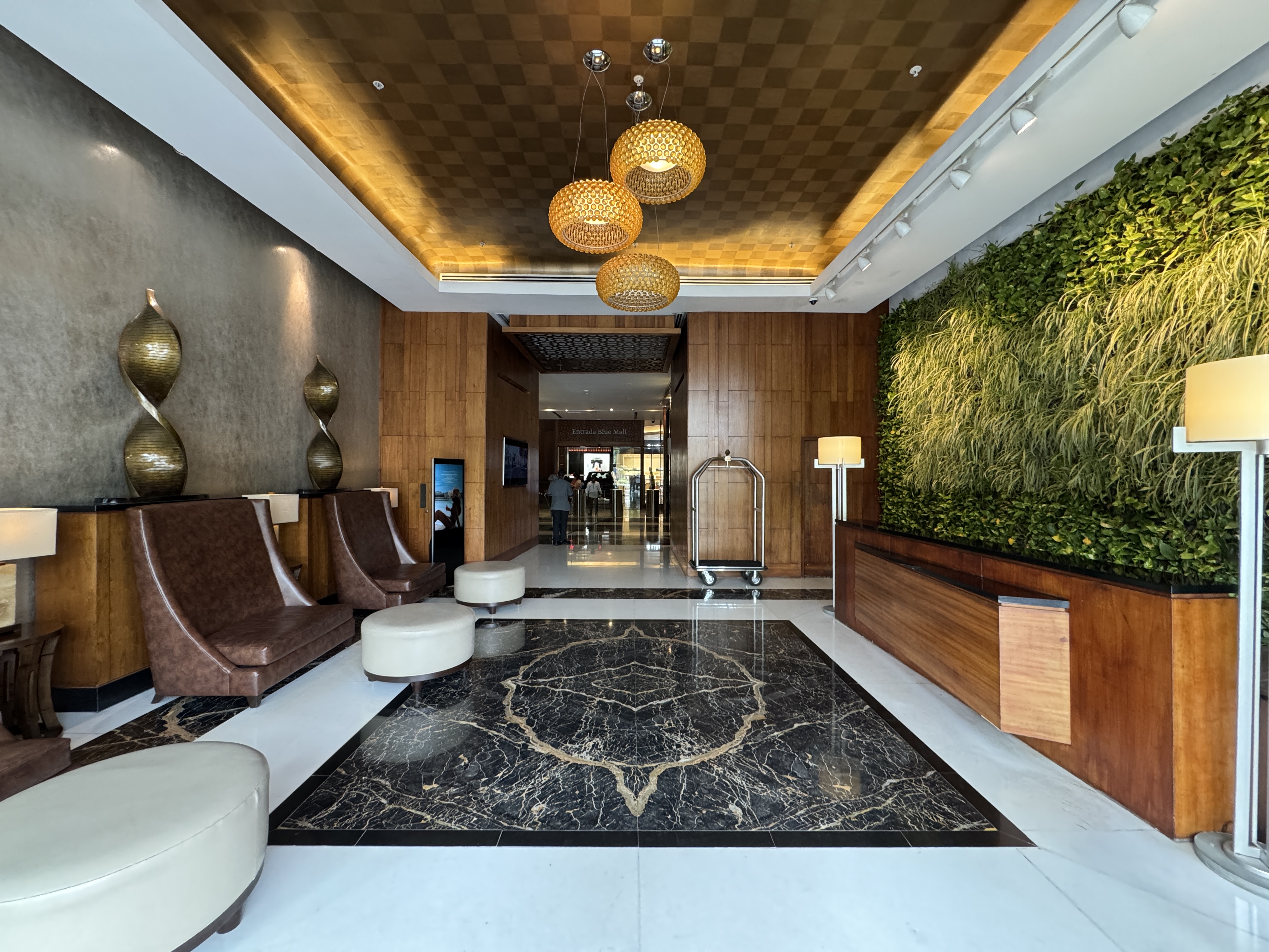 JW Marriott Santo Domingo entrance ground floor 1