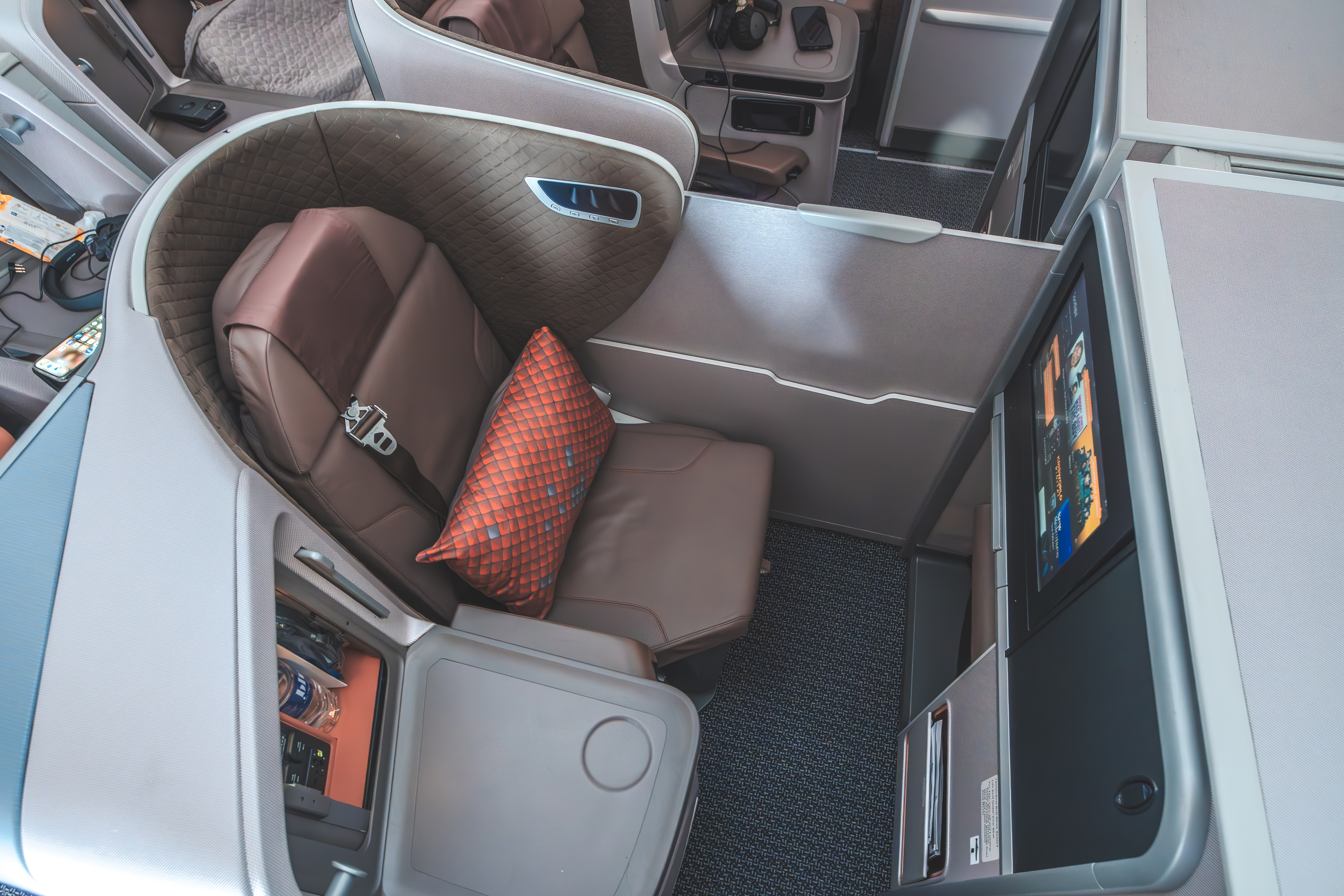 Singapore Airlines business class seat Singapore Airlines business class seat