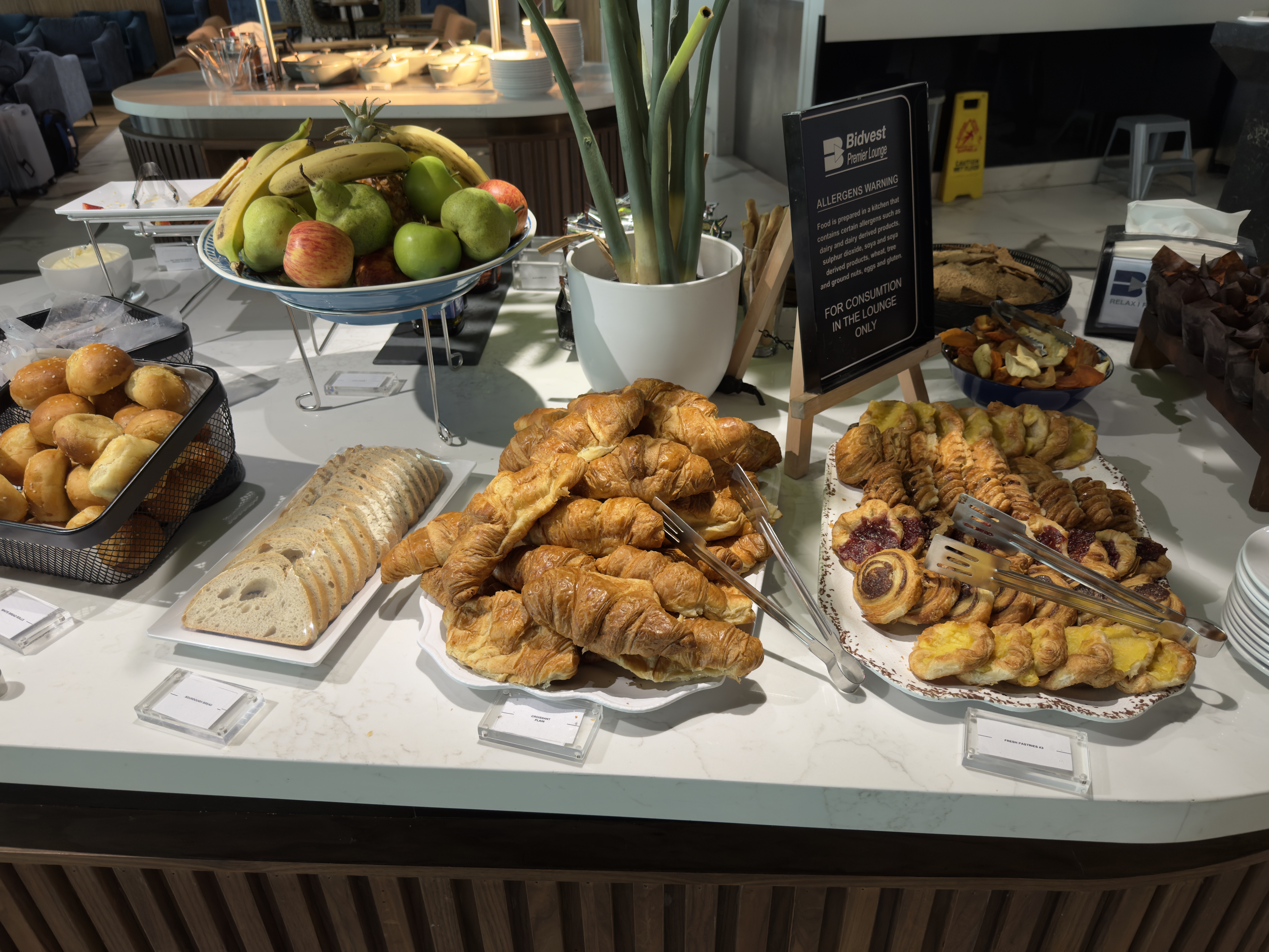 South African Airways Bidvest Lounge CPT South African Airways Bidvest Lounge CPT