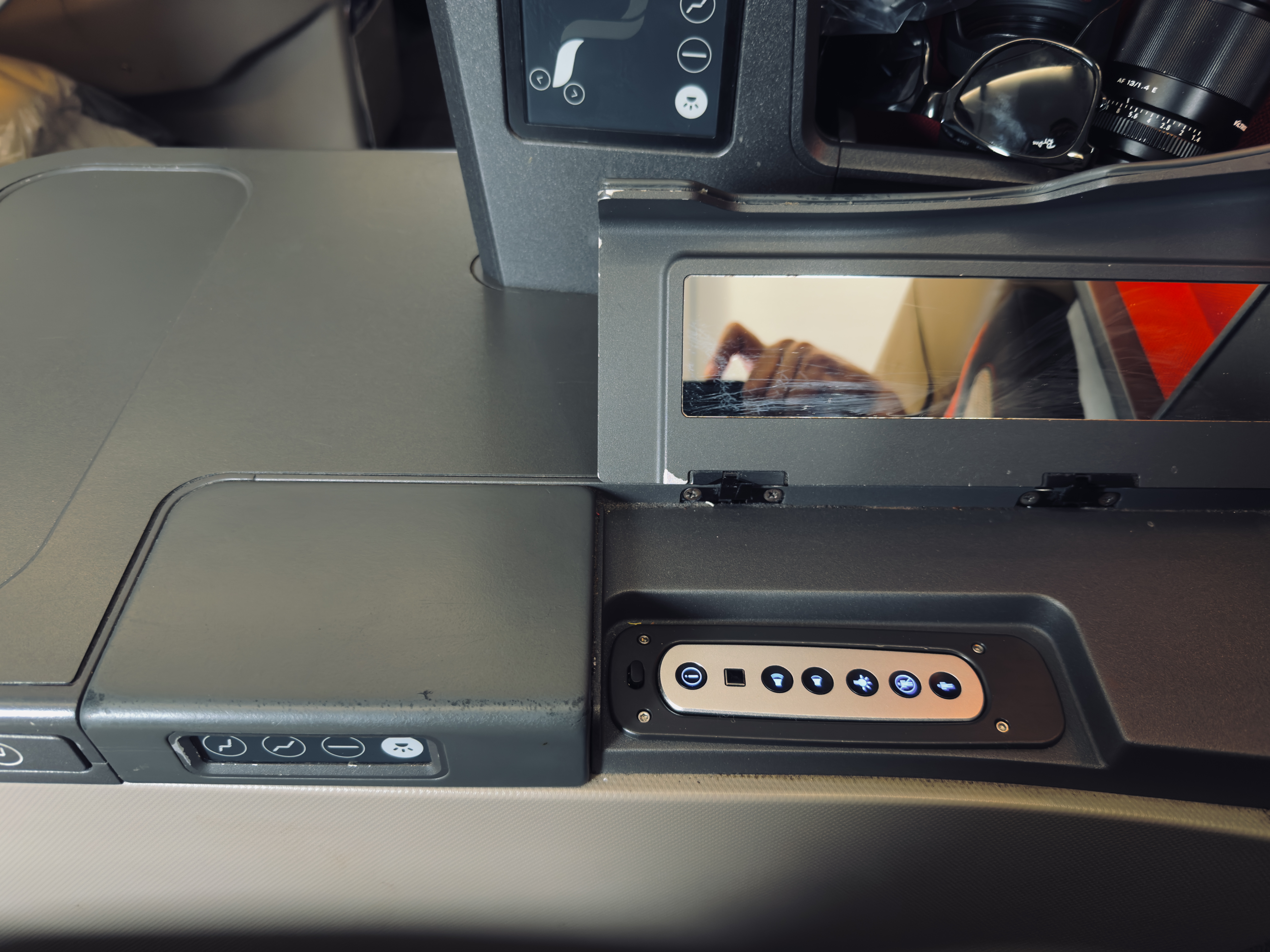 South African Airways business class seat controls South African Airways business class seat controls