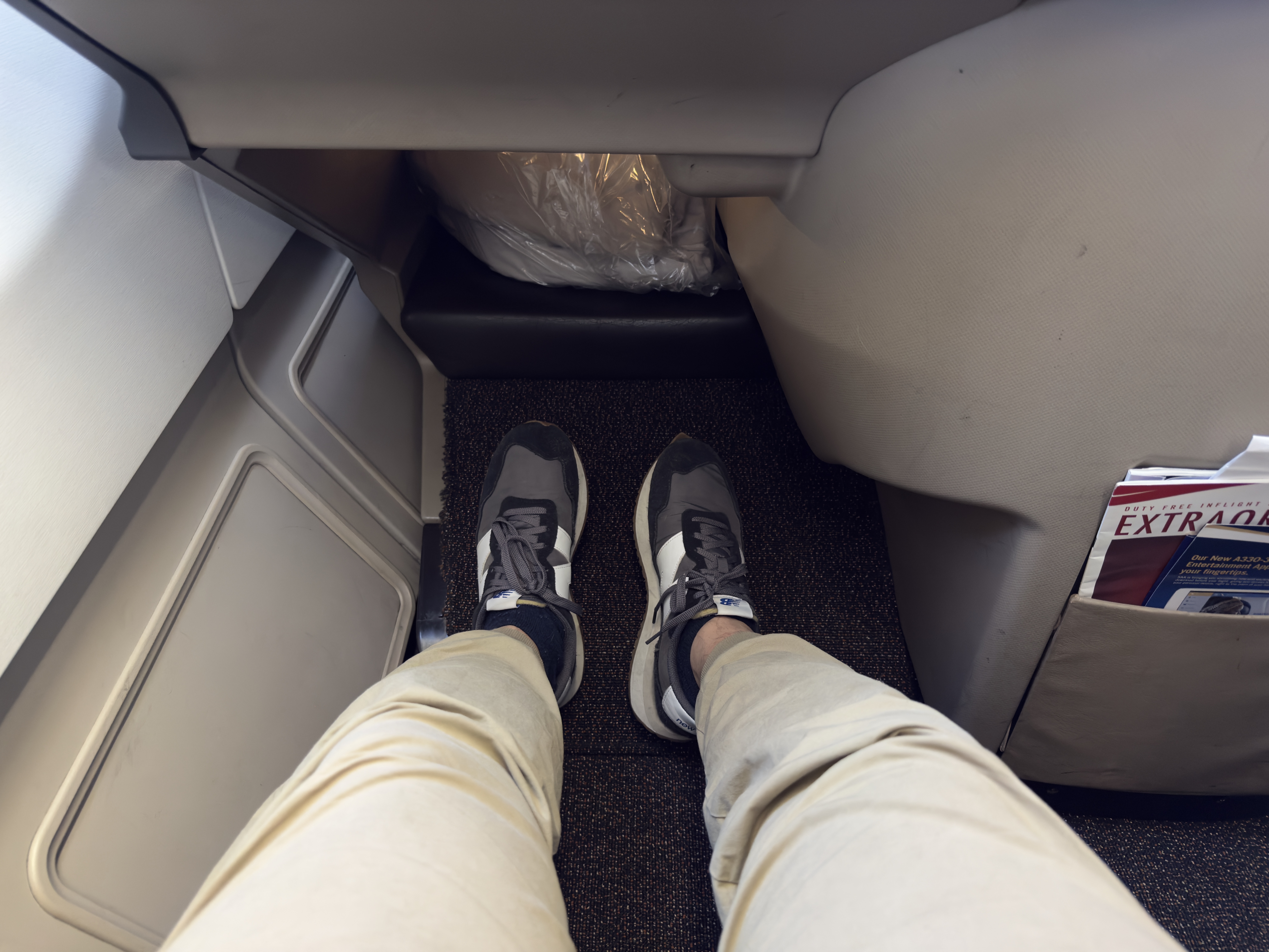 South African Airways narrow footwell South African Airways narrow footwell
