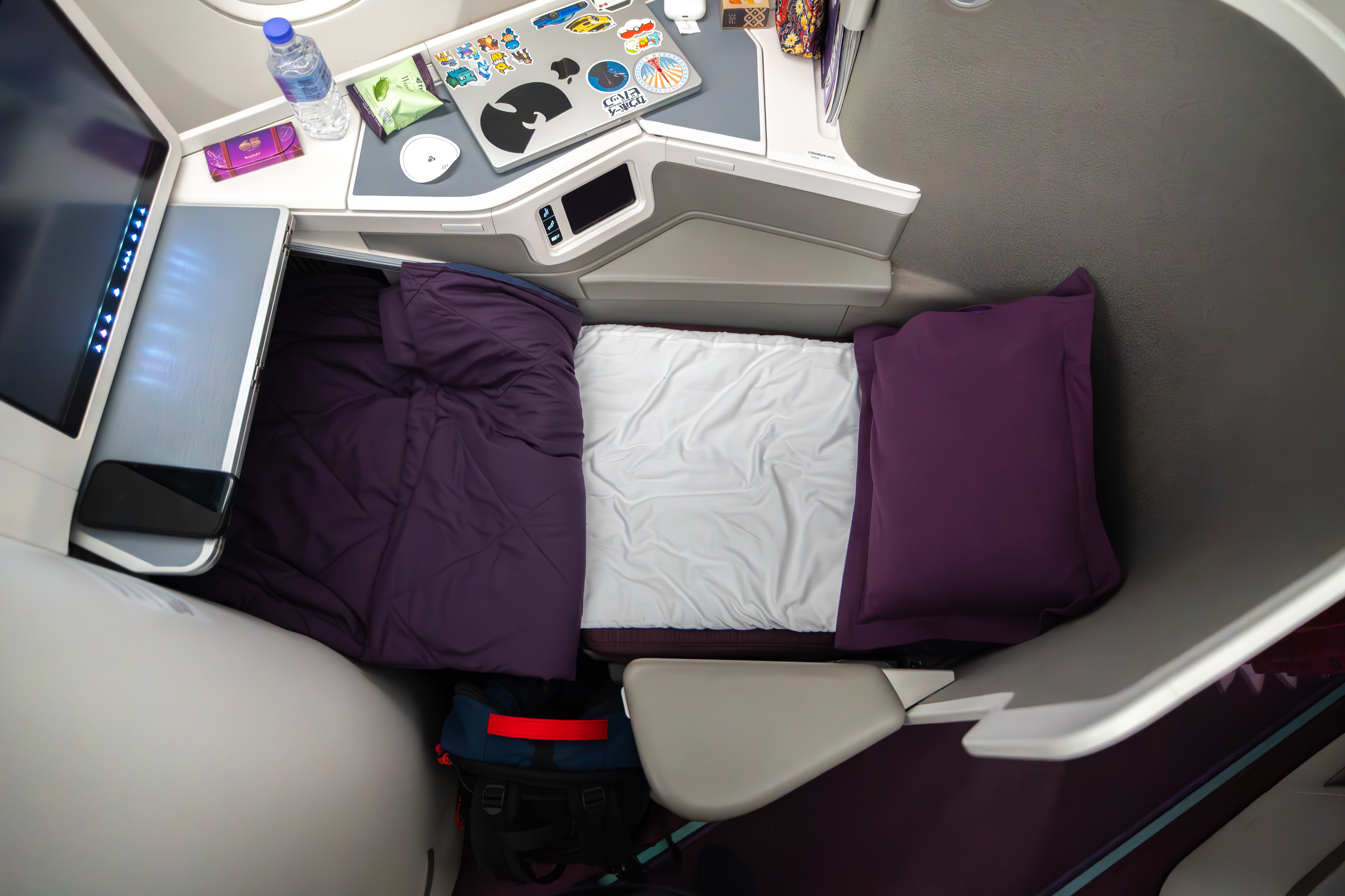 Thai Airways Royal Silk A350 bed Thai Airways Royal Silk A350 bed