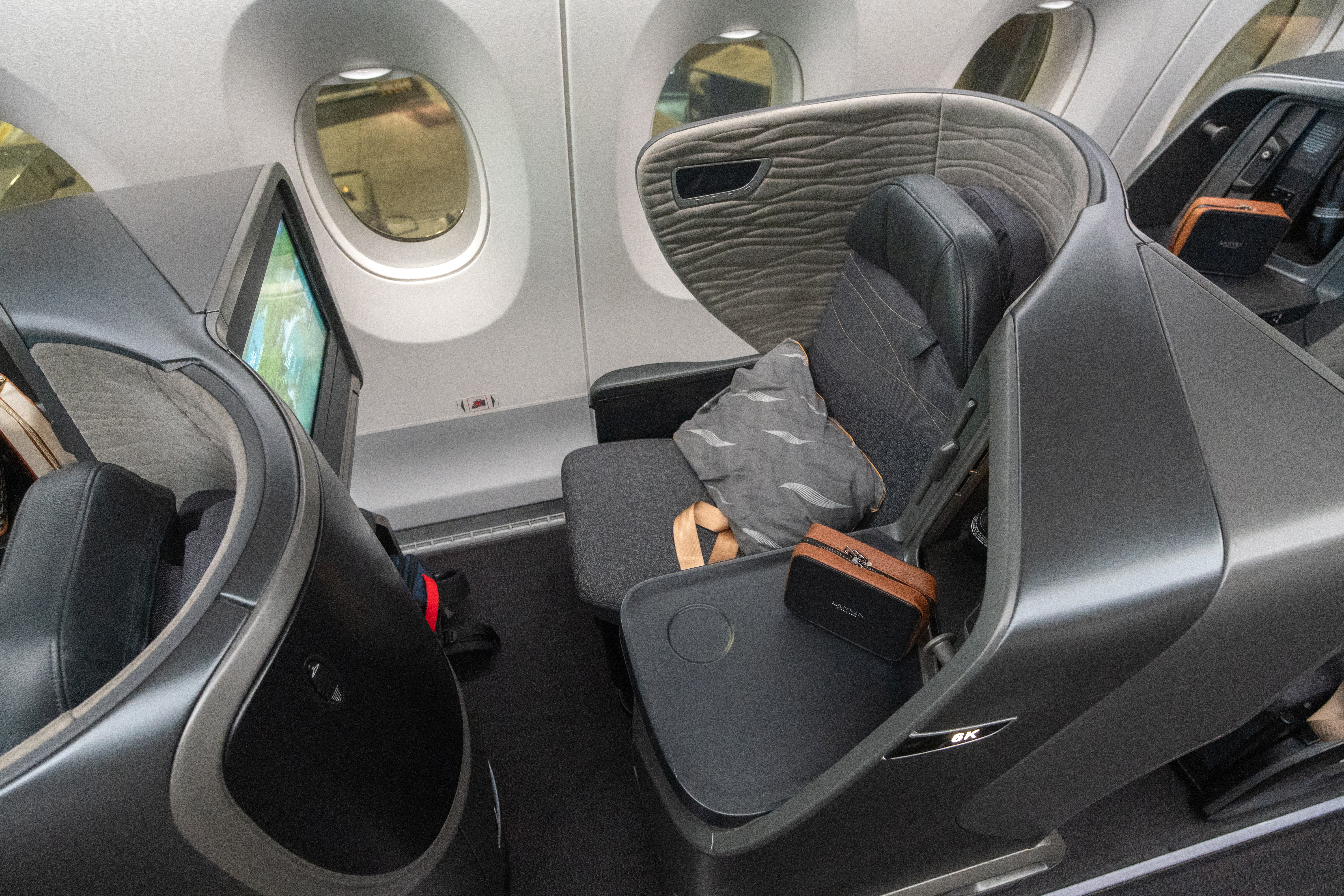 Turkish Airlines business class seat Turkish Airlines business class seat
