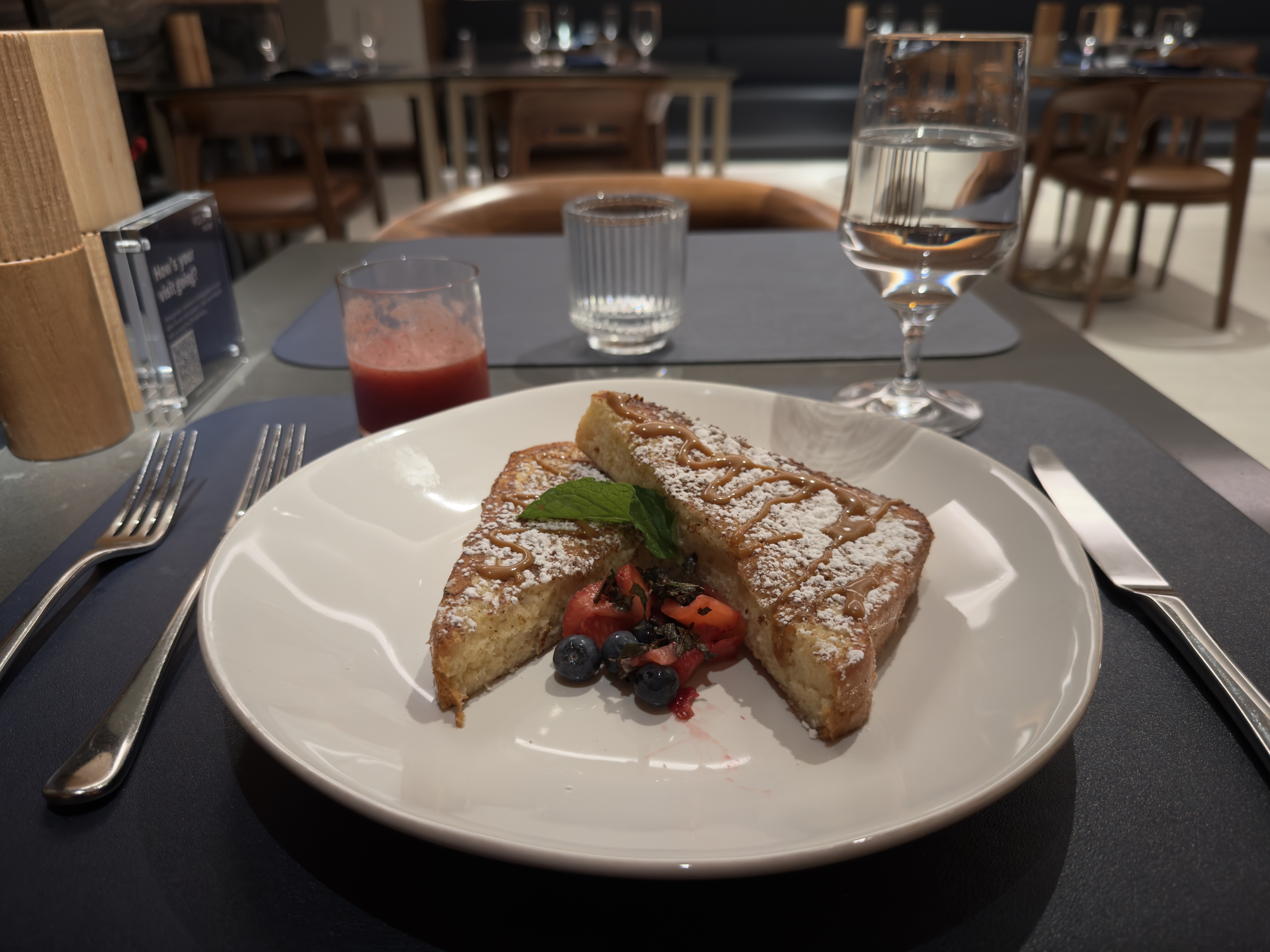 United Polaris Lounge French toast United Polaris Lounge French toast