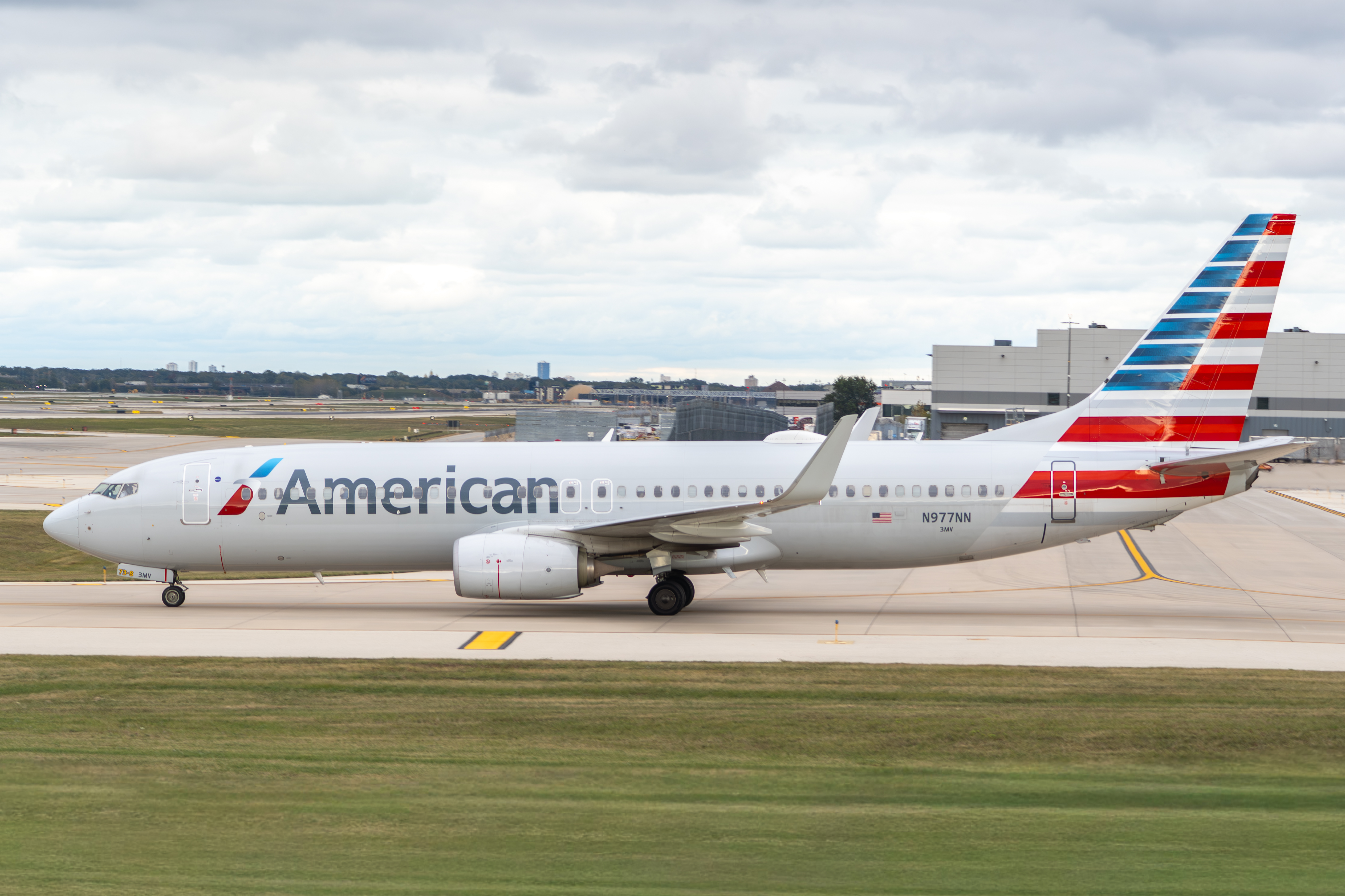 American Airlines 737 Max close up O’Hare American Airlines 737 Max close up O'Hare