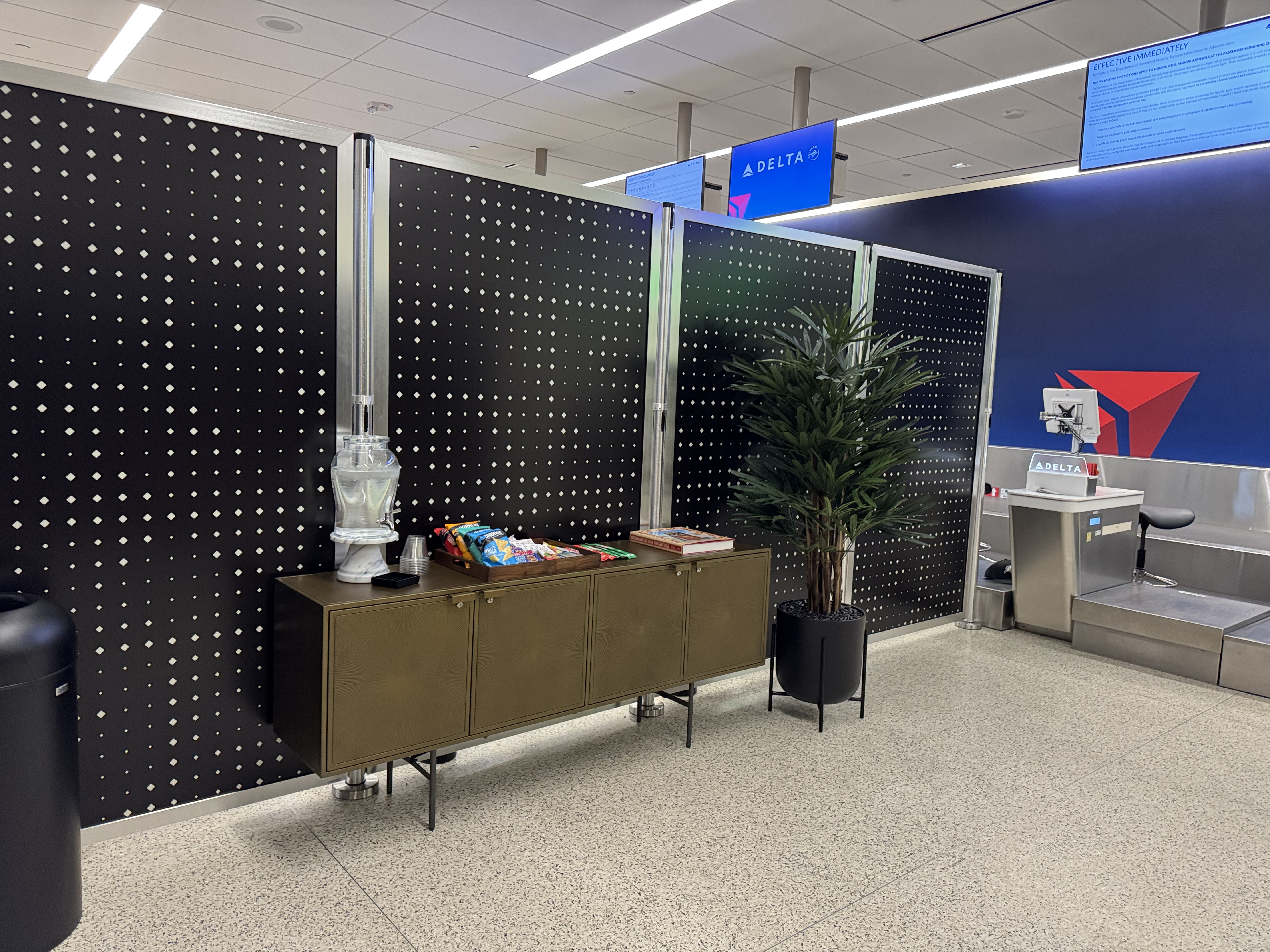Delta One Check In SLC Snacks Delta One Check In SLC Snacks