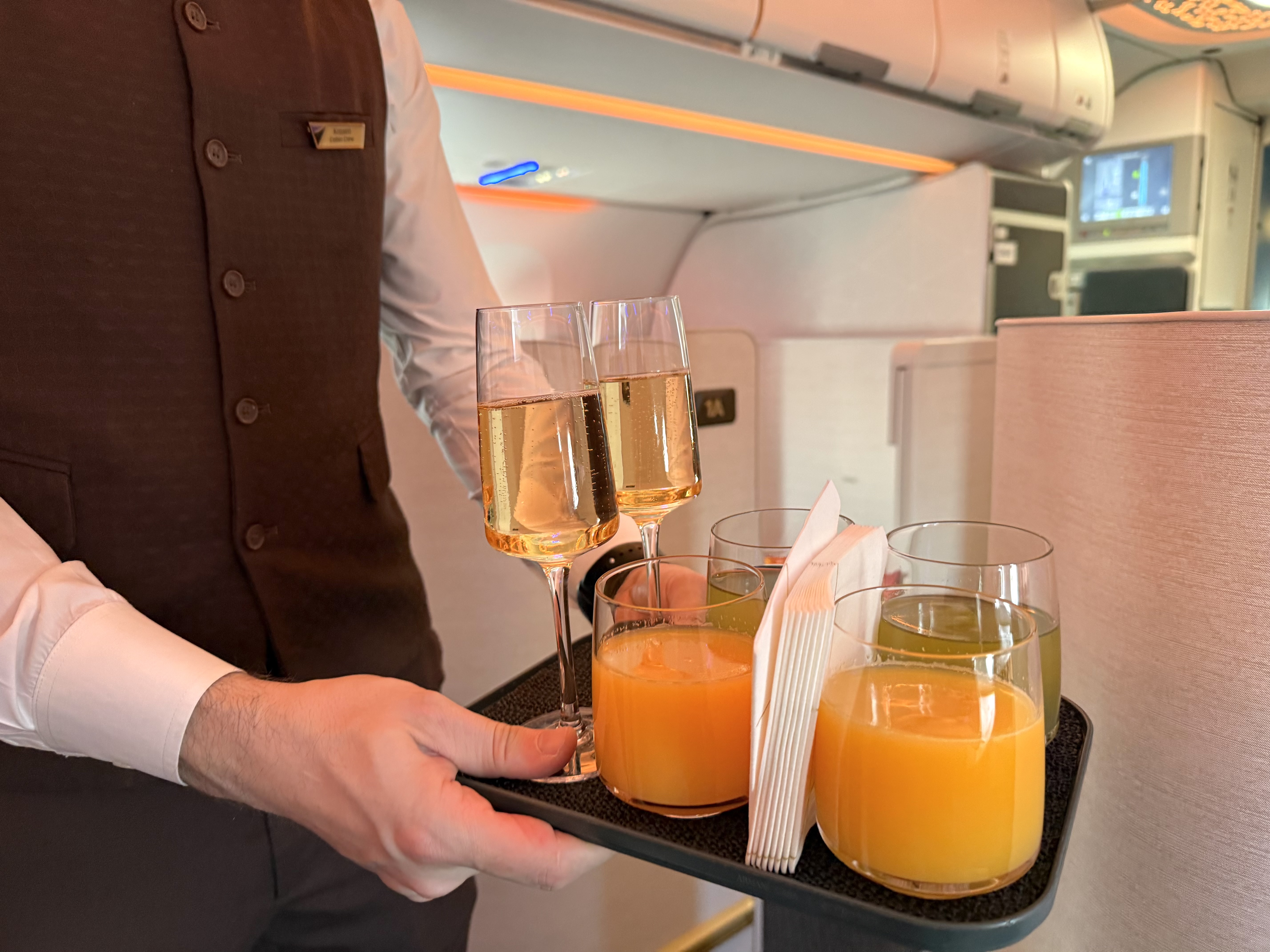 Etihad Airbus A321LR business class welcome drink