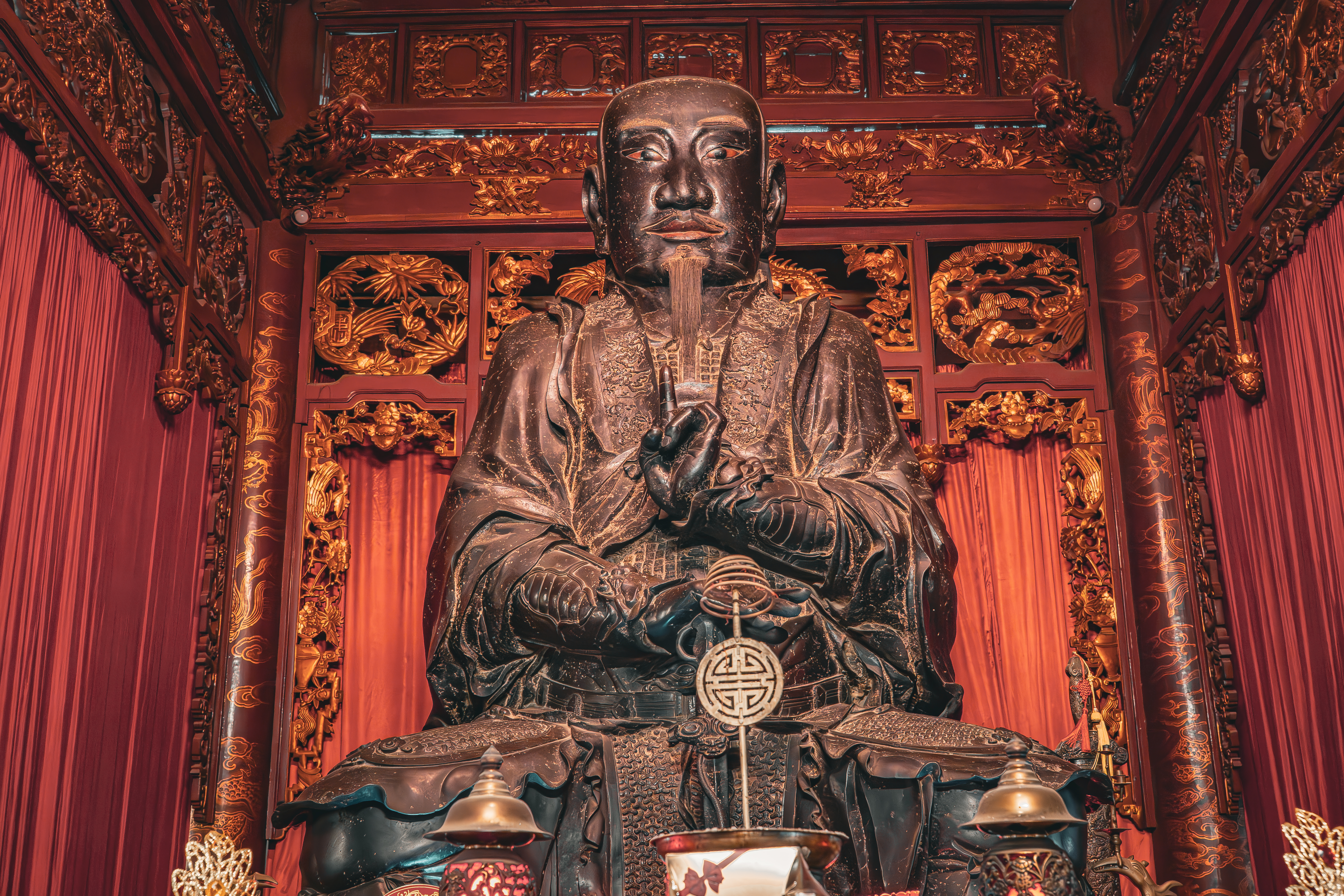 Quan Thanh Temple statue Hanoi