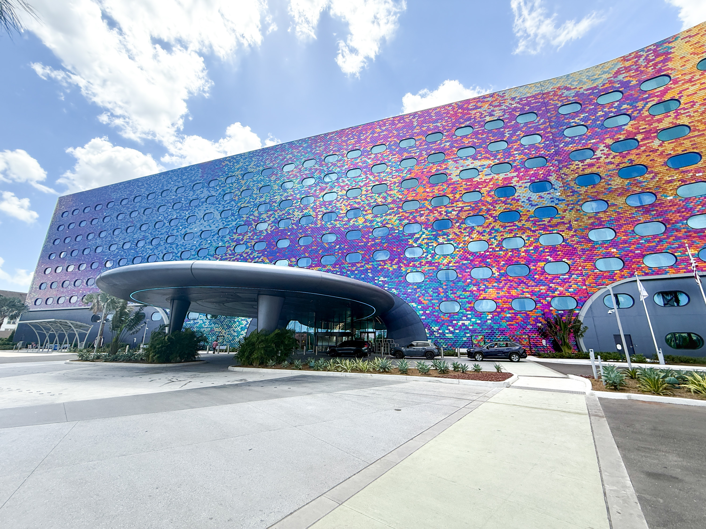 Universal Stella Nova Hotel Entrance Epic Universe Image Credit Chris Hassan 11