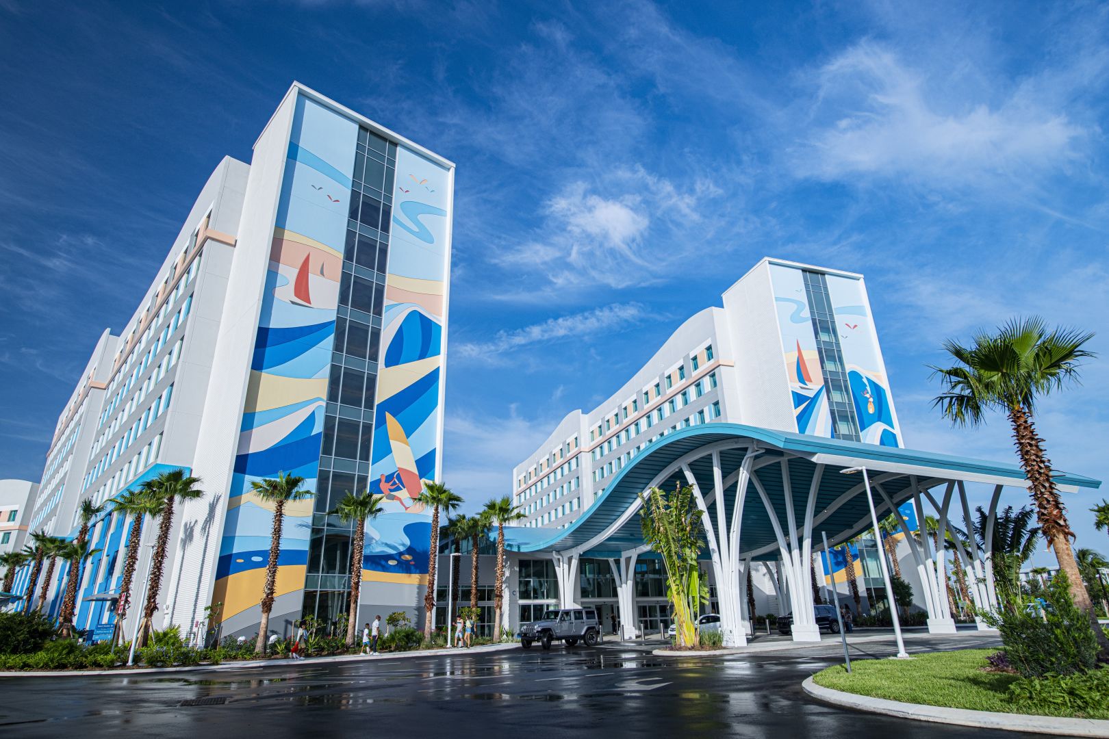 Universal Surfside Inn and Suites