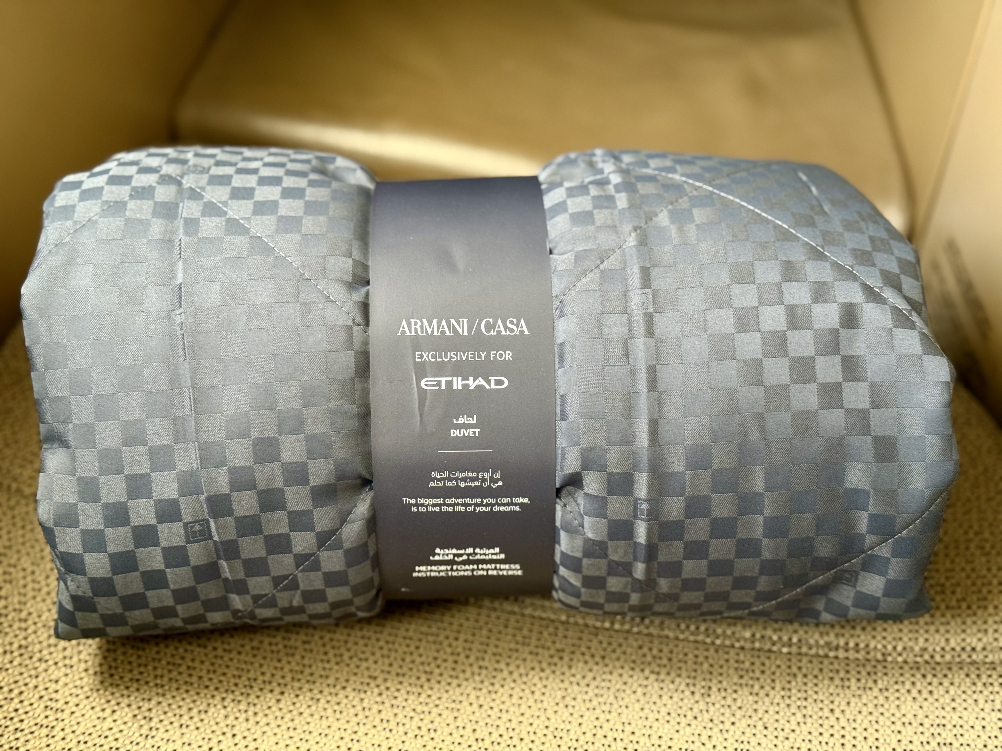 Etihad Business Class Armani Casa duvet Etihad Business Class Armani Casa duvet