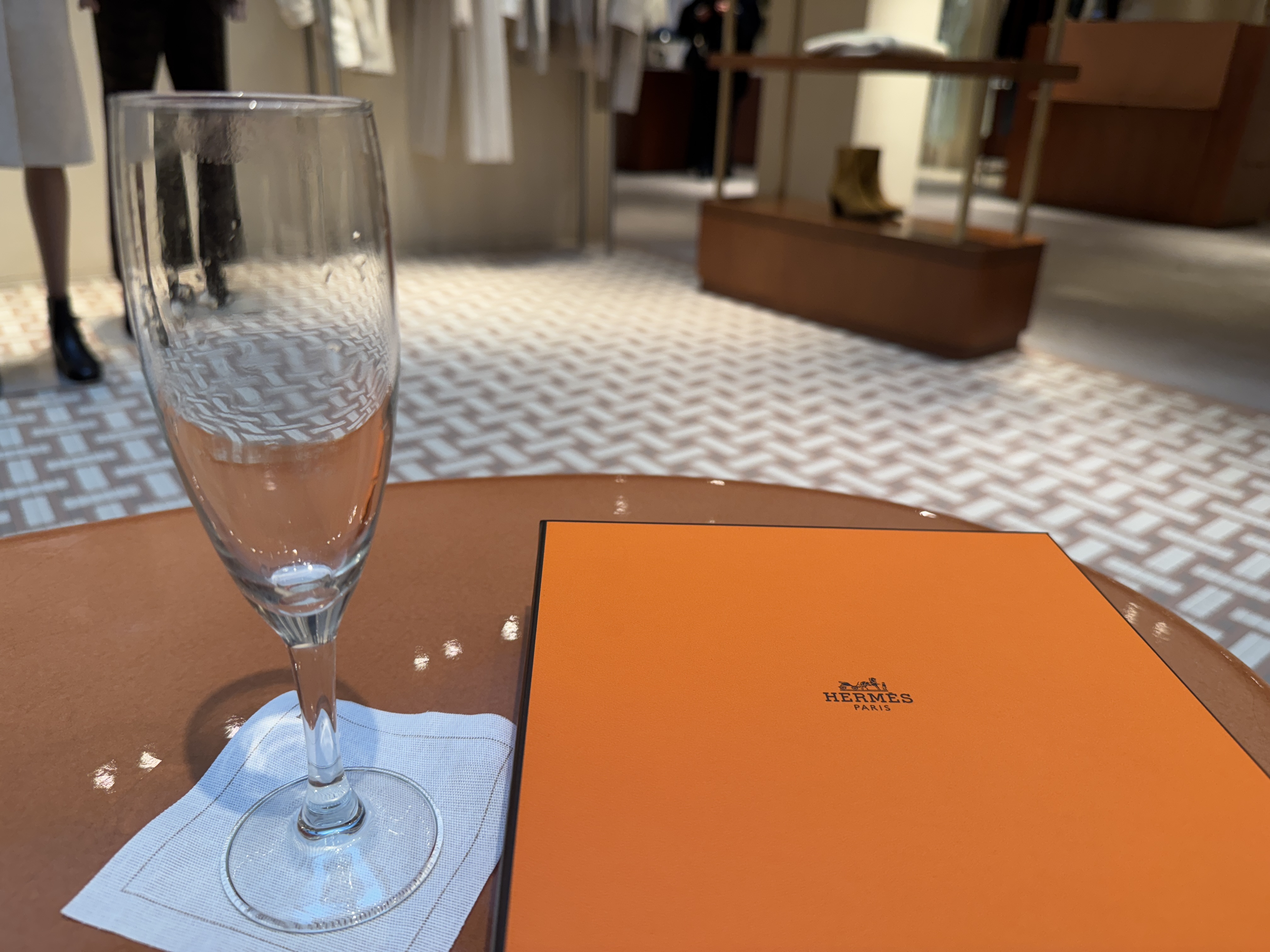 Hermes Paris champagne Hermes Paris champagne
