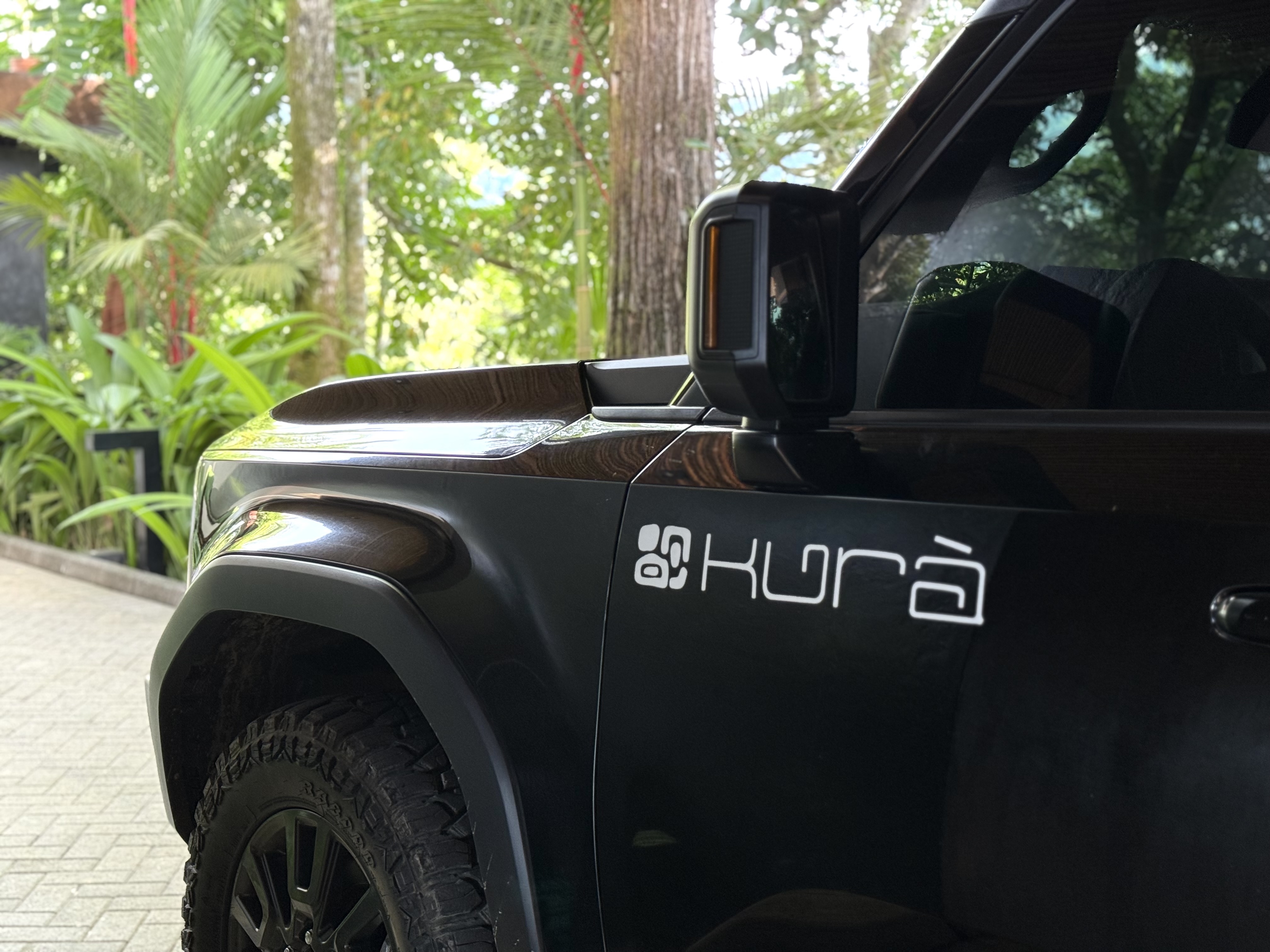 Kura Boutique Costa Rica Kura car