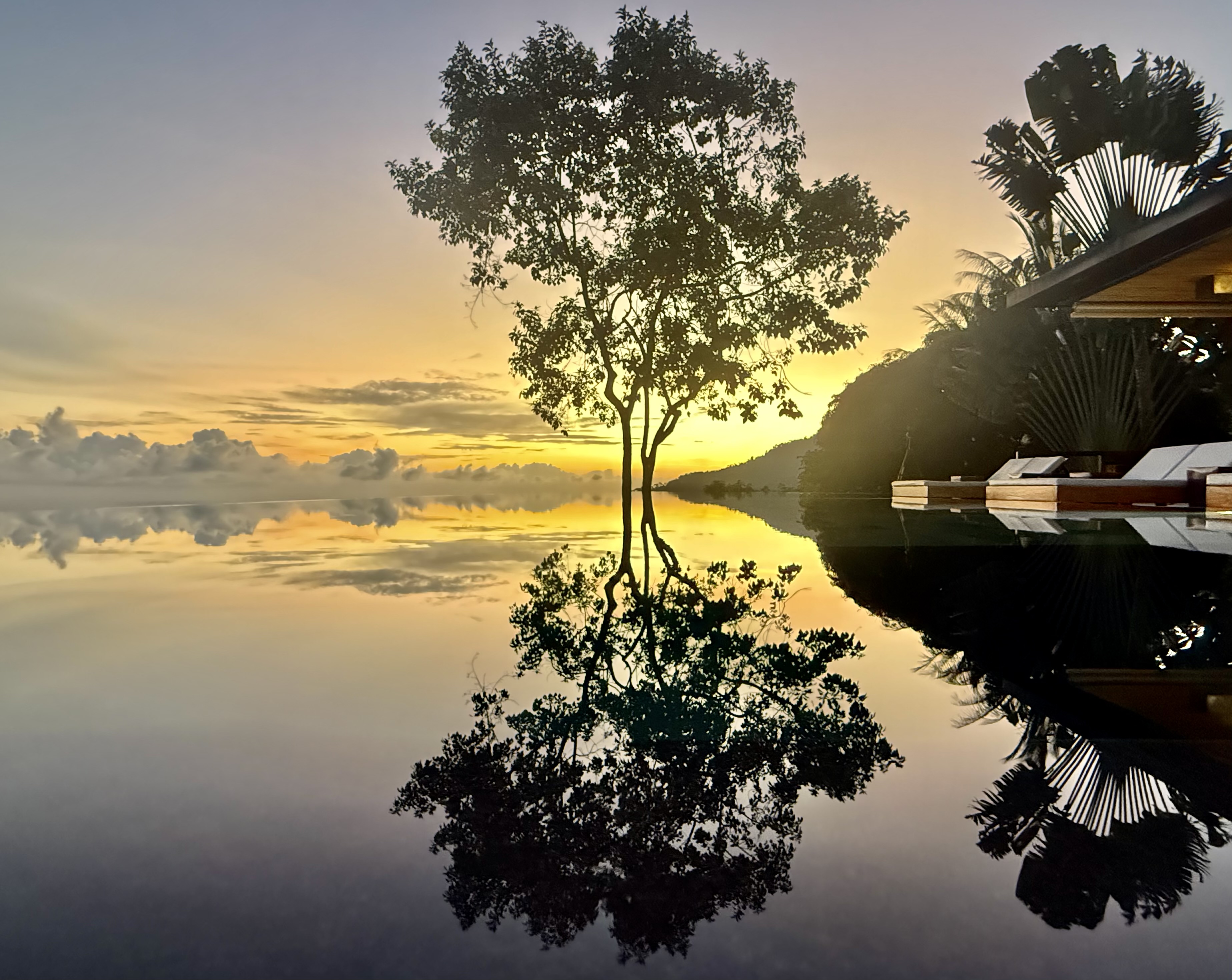 Kura Boutique Costa Rica infinity pool sunset