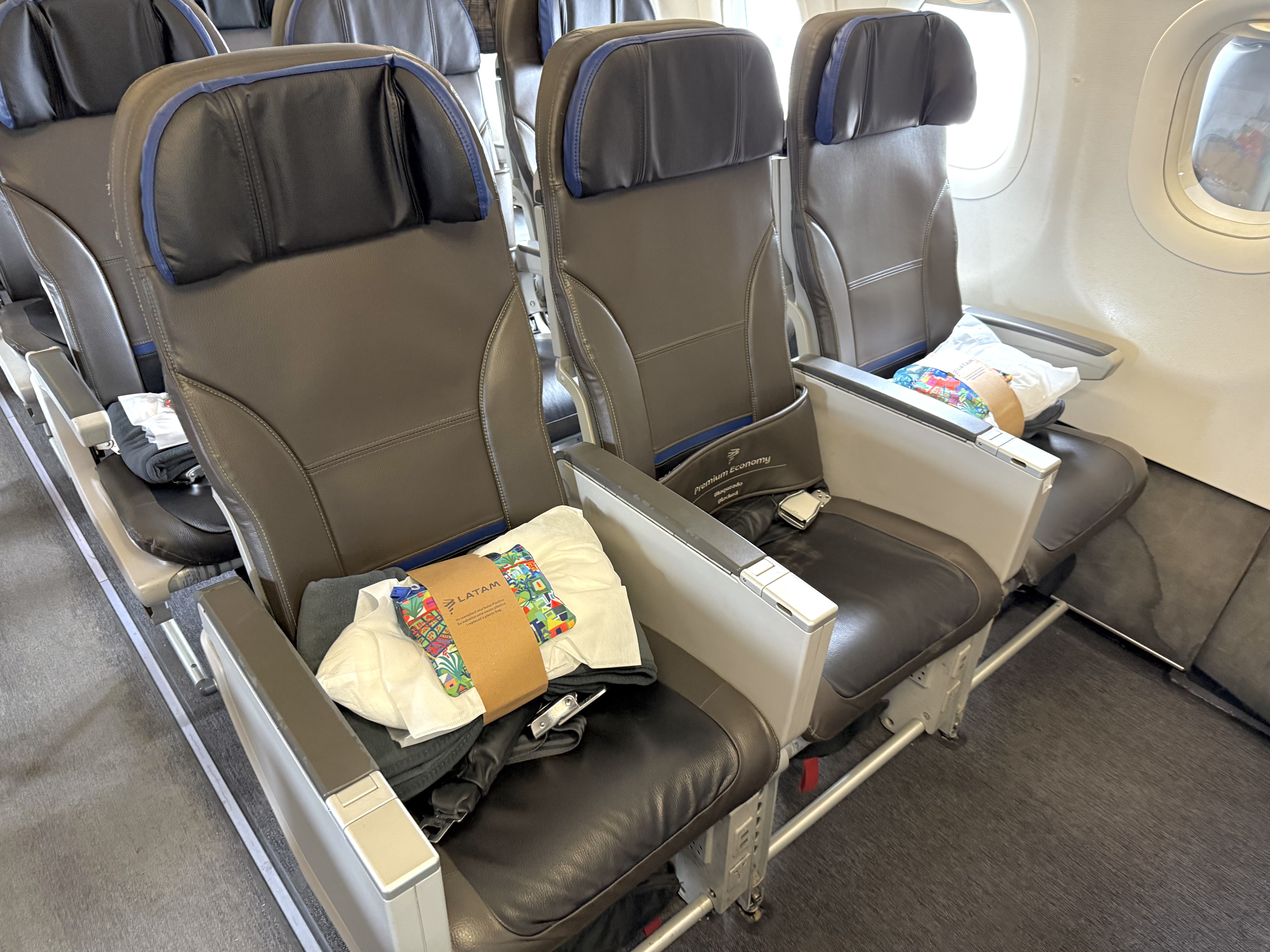LATAM narrow body amenities