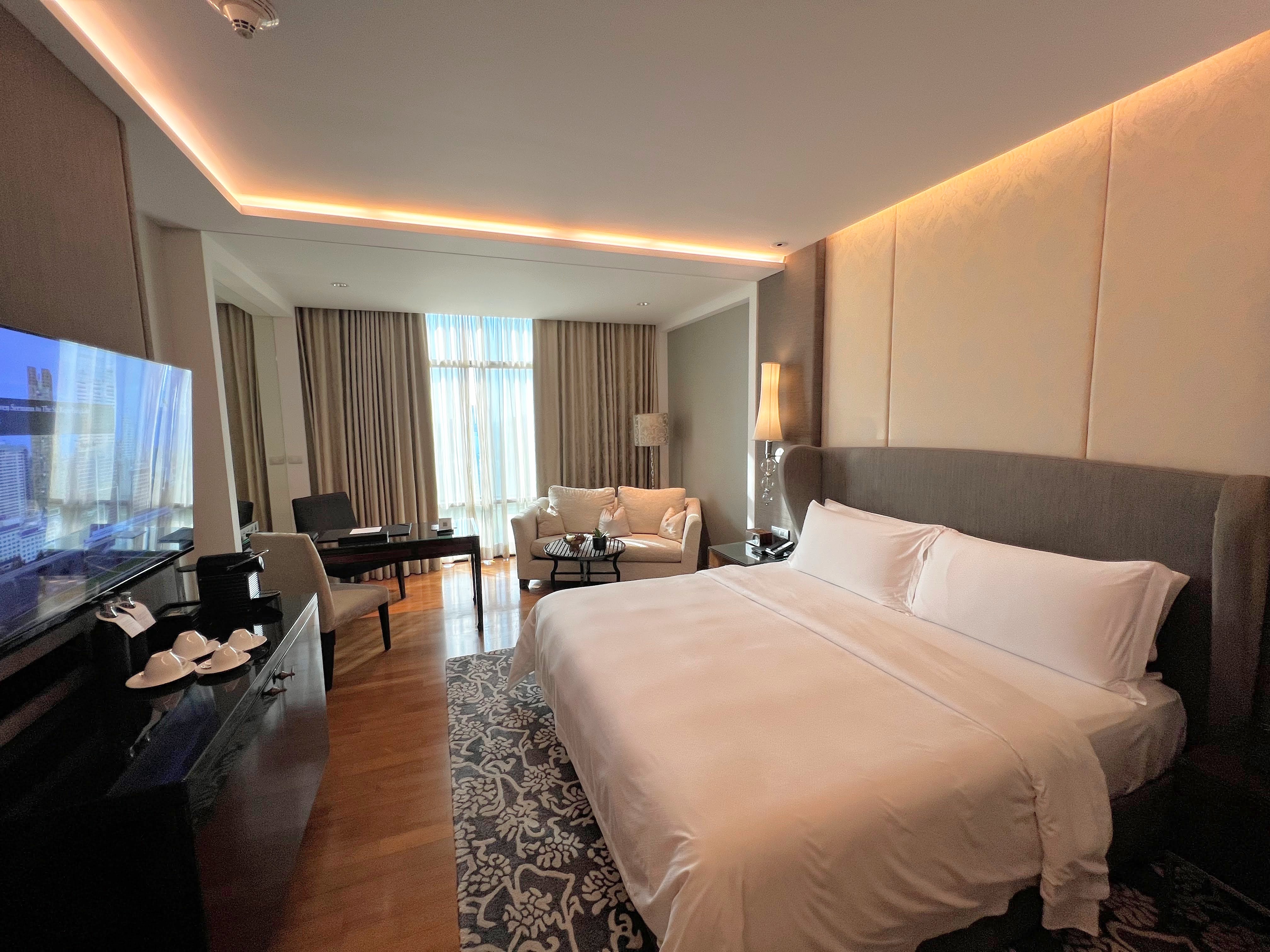St Regis Bangkok guest room