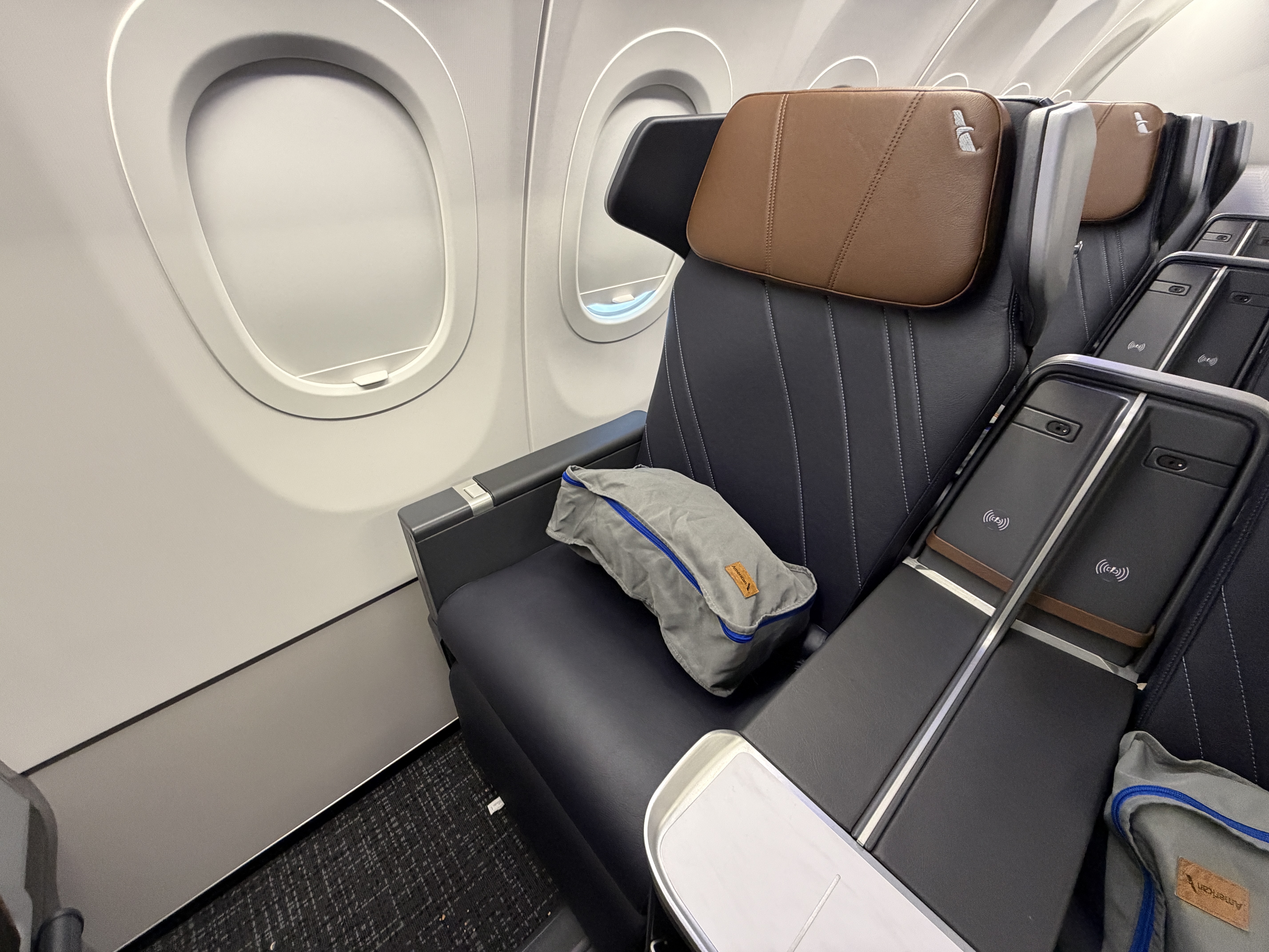 AA A321XLR Premium Economy Seat AA A321XLR Premium Economy Seat