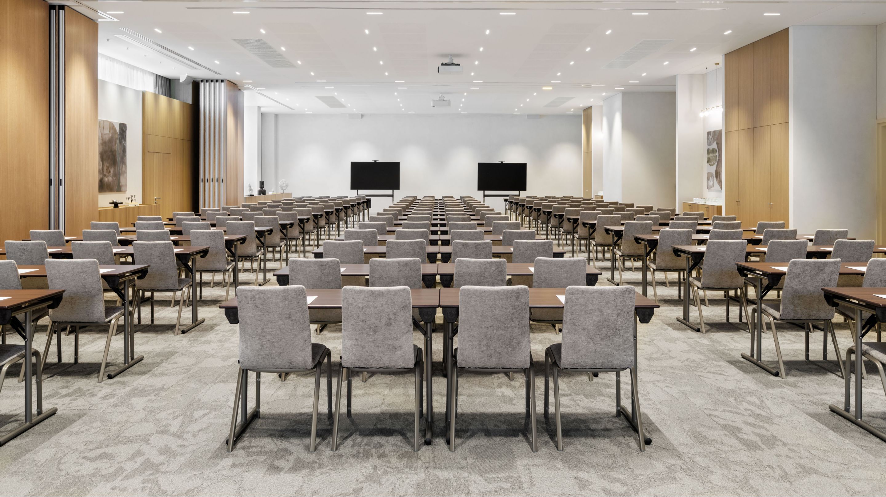 AC Hotel Vilnius meeting room