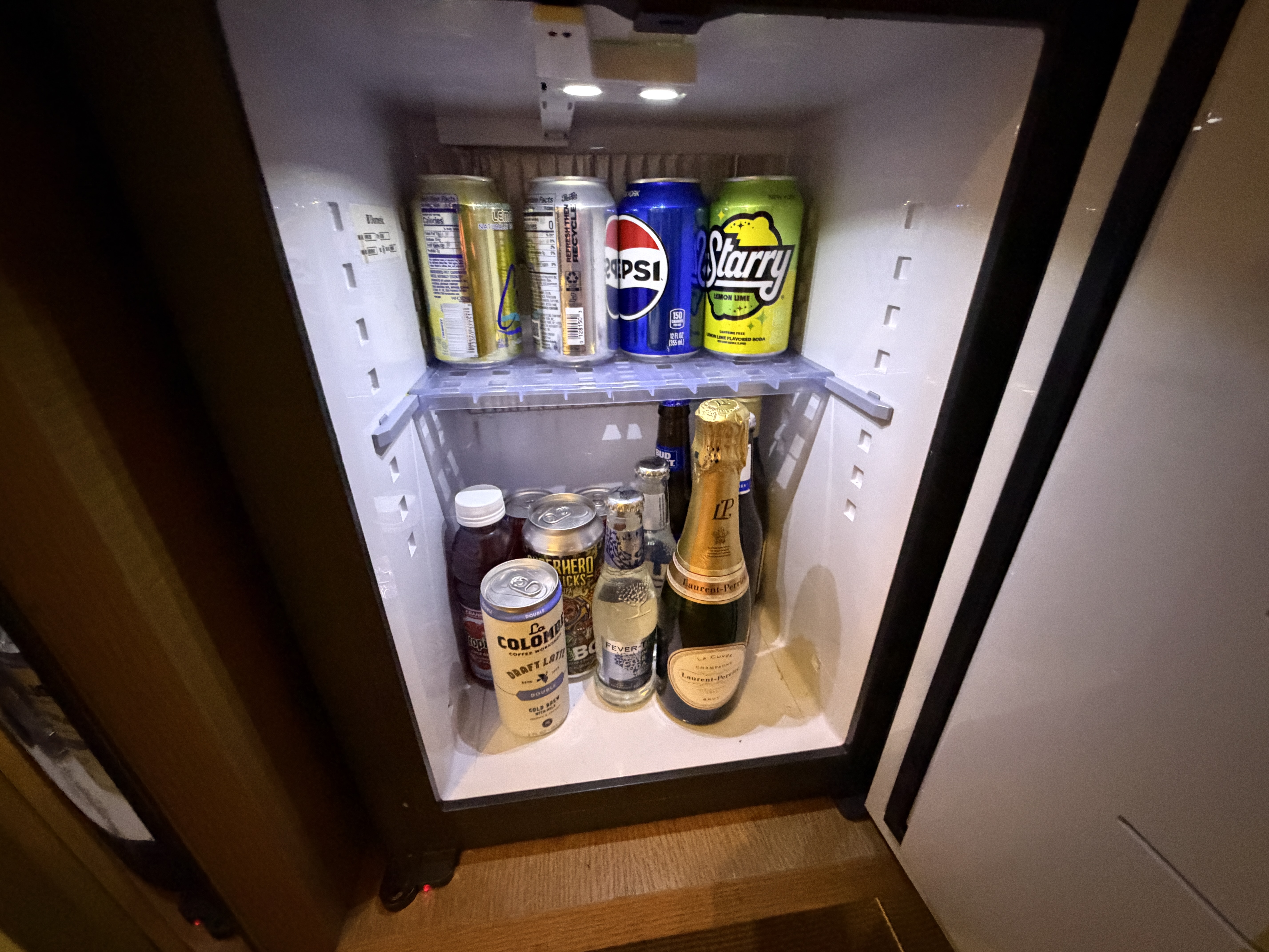 Andaz Fifth Avenue Mini Bar