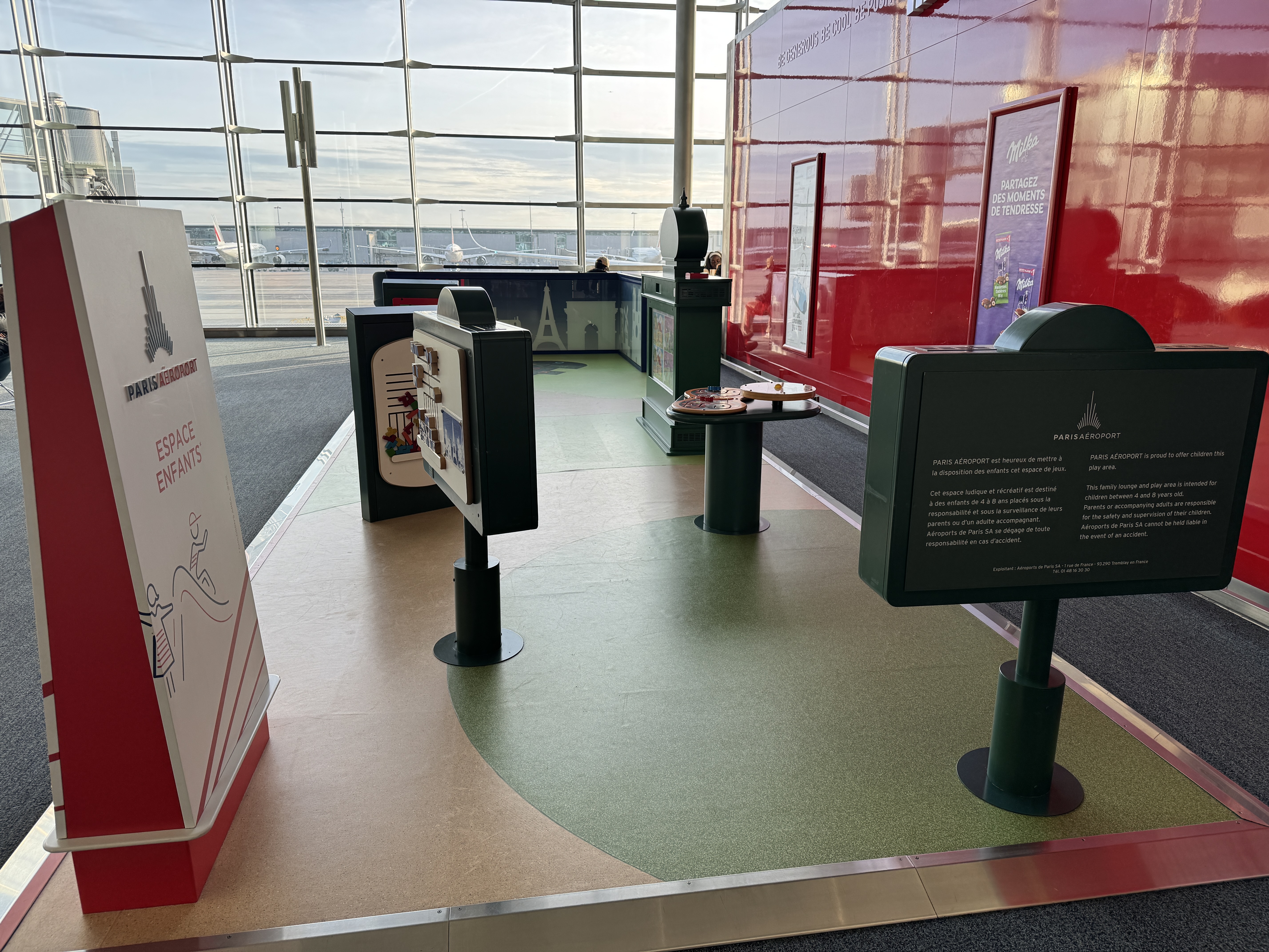 CDG 2E play area