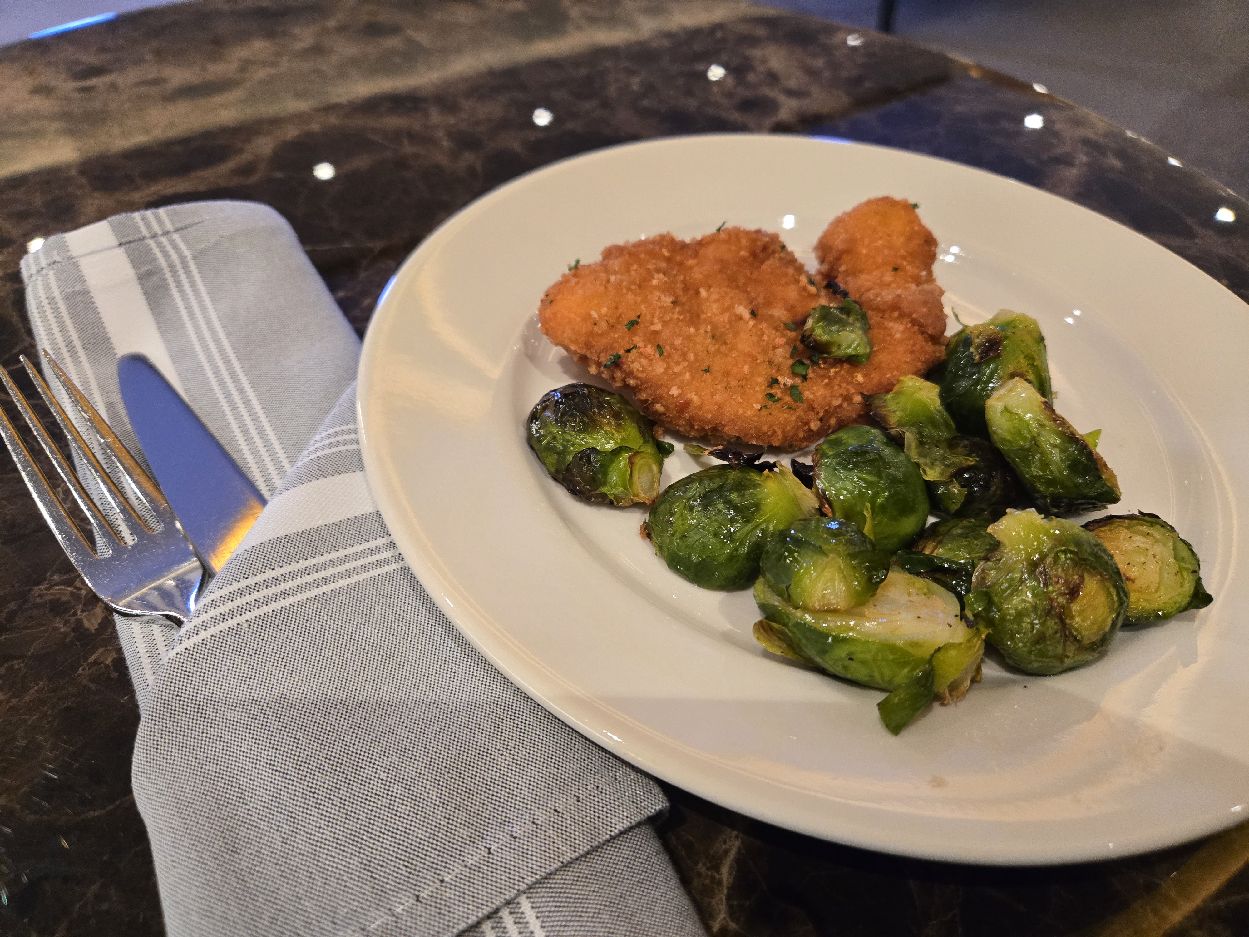Delta One Lounge The Market Plated Meal Delta One Lounge The Market Plated Meal