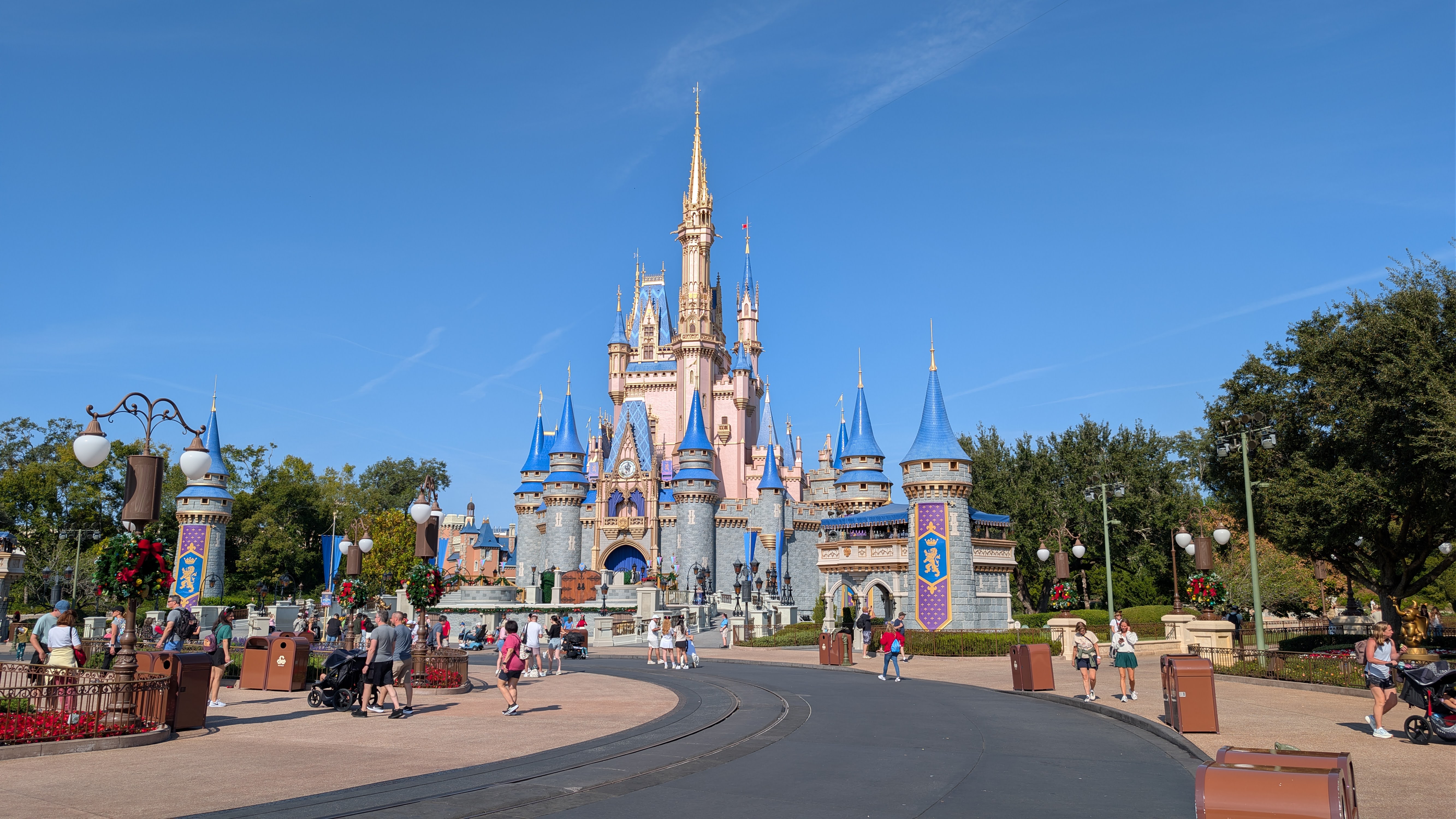 Disney World Magic Kingdom Cinderella Castle Disney World Magic Kingdom Cinderella Castle