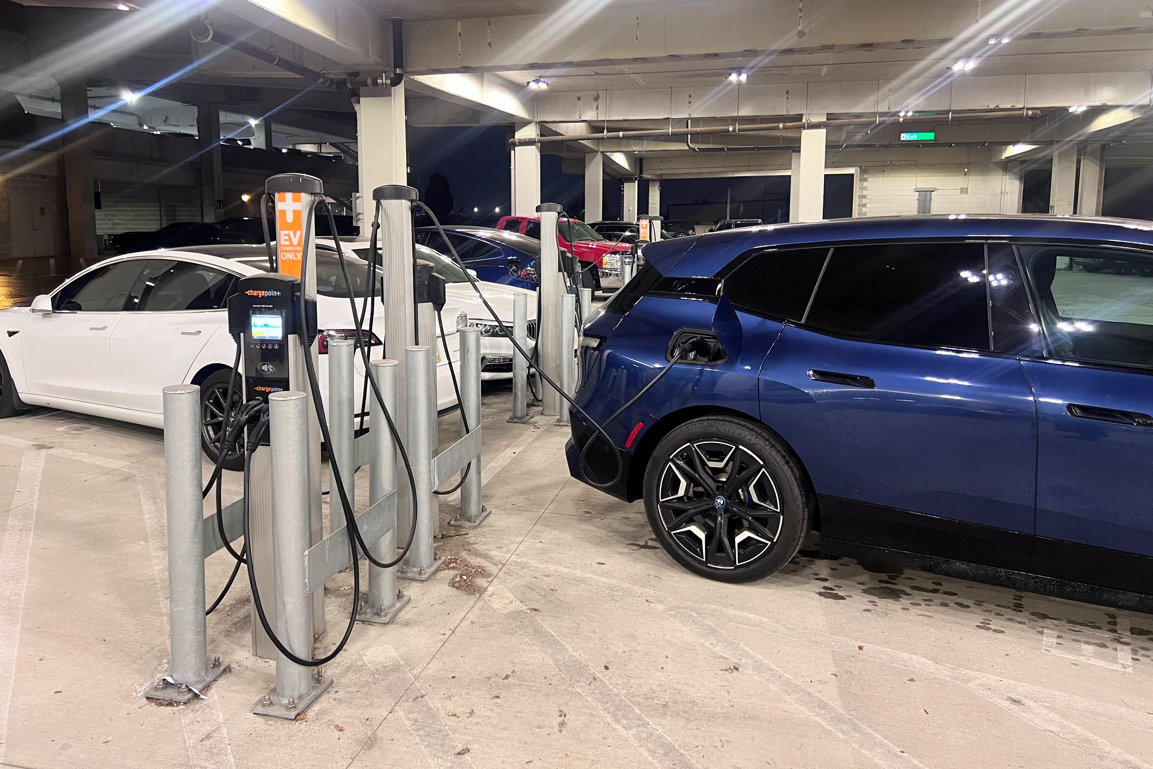 Electric charging at CMH Columbus airport Electric charging at CMH Columbus airport