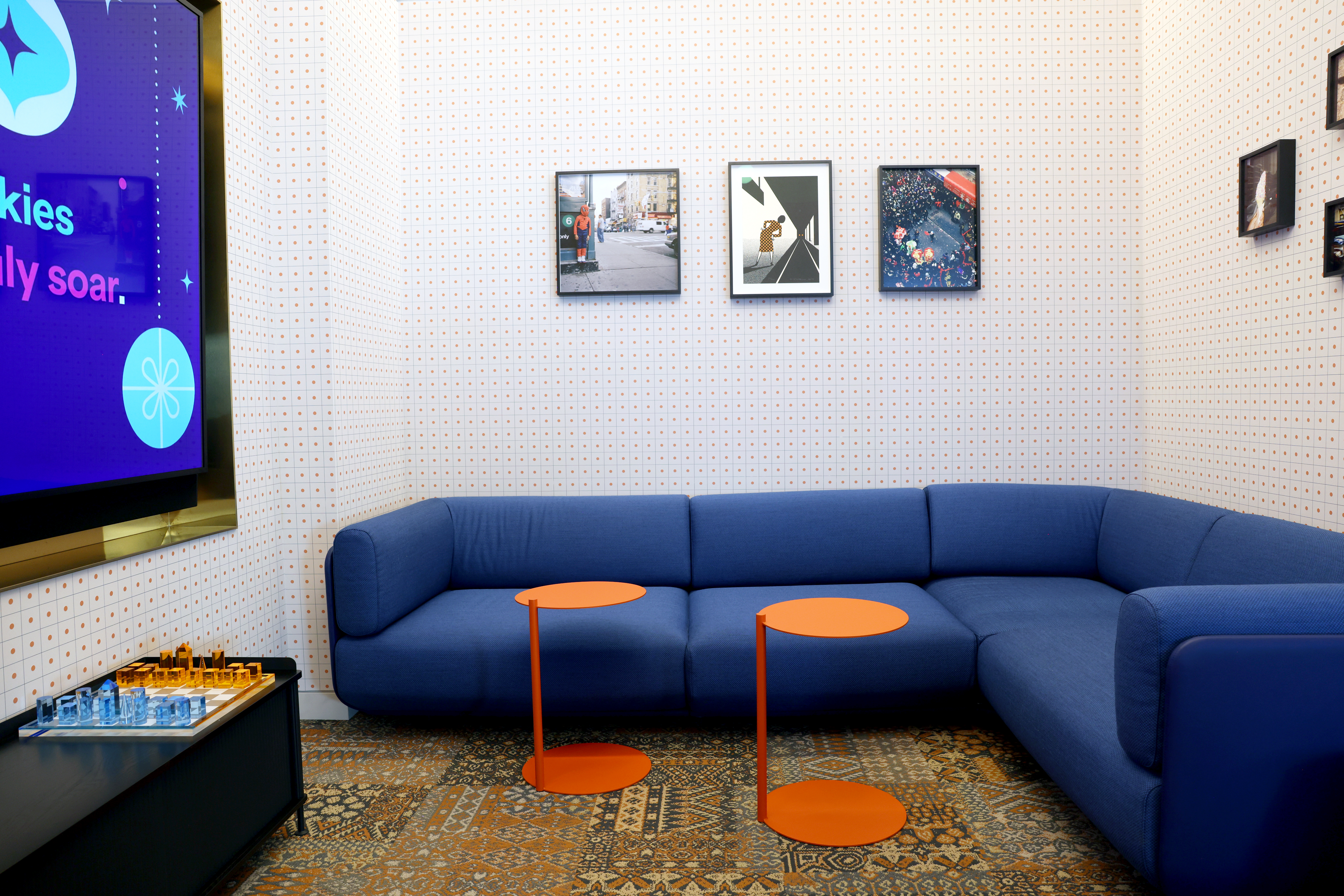 JetBlue JFK lounge BlueHouse game room